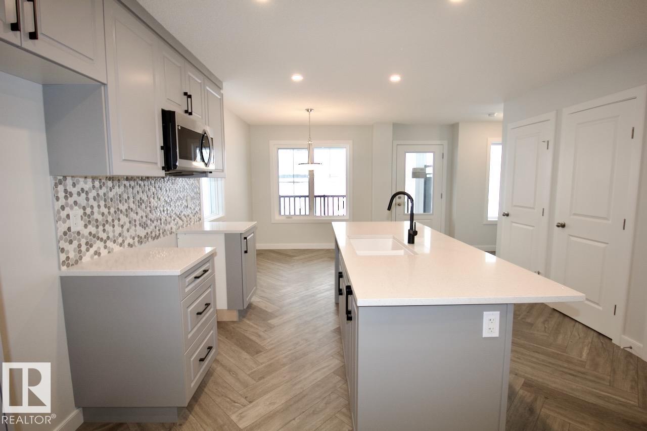 Fifth View of 1041 HELEN LAVENDER Lane, Hearthstone (Strathcona), Sherwood Park, Alberta, T8H 3A4