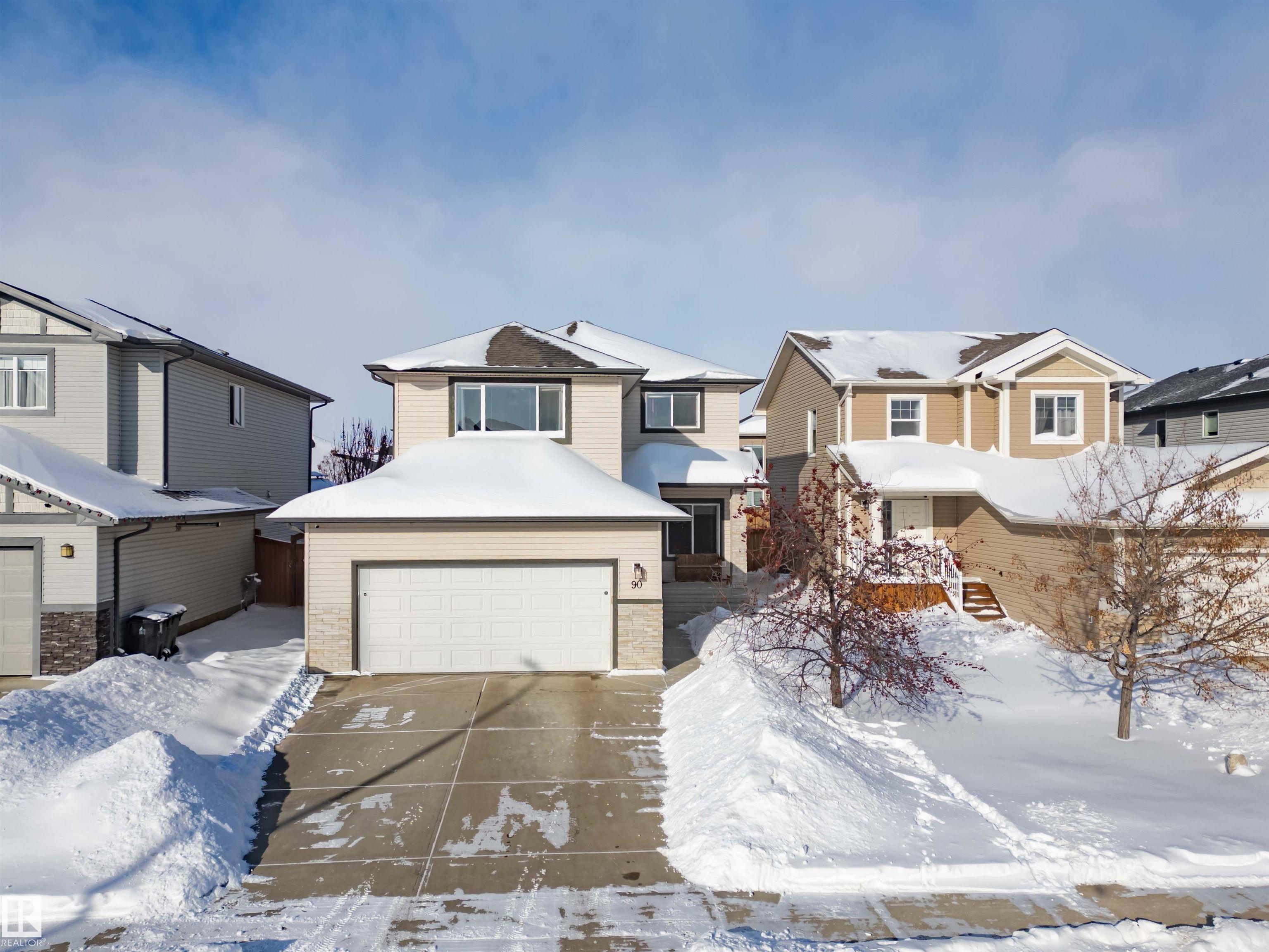 90 HILLDOWNS Drive, E4474471, Alberta,