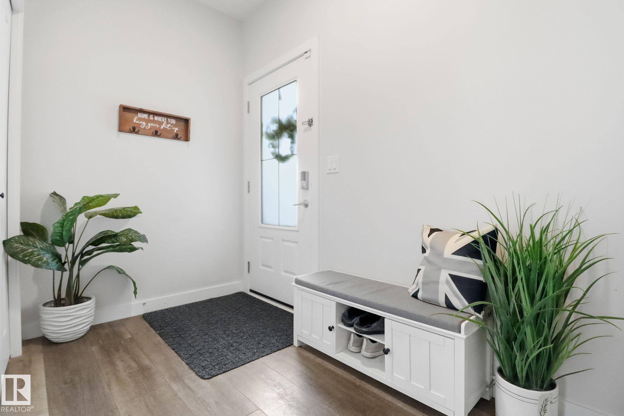 Fourth View of 5108 Lark Crescent NW, Kinglet Gardens, Edmonton, Alberta, T5S 0N9