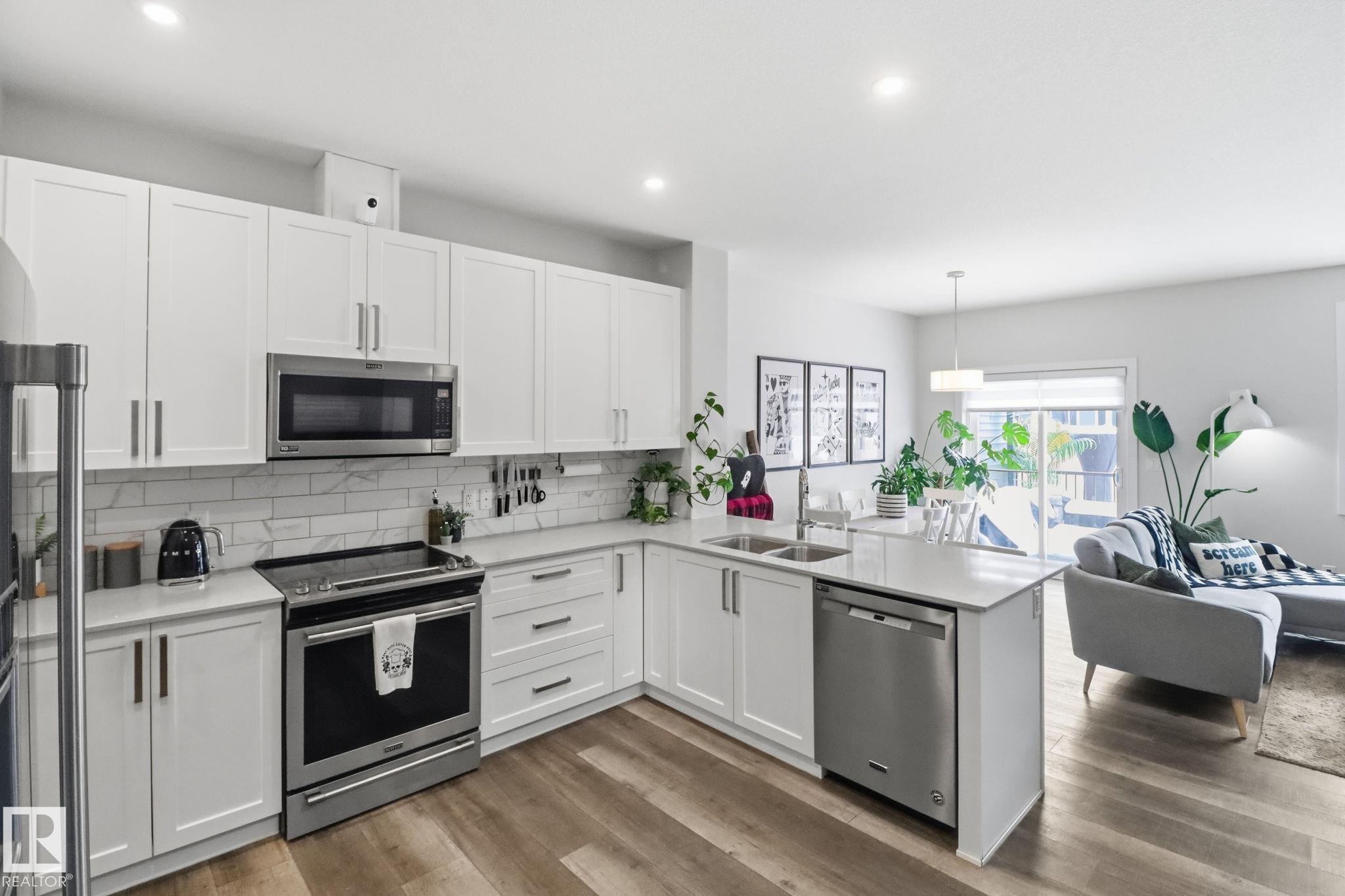 Fifth View of 5108 Lark Crescent NW, Kinglet Gardens, Edmonton, Alberta, T5S 0N9