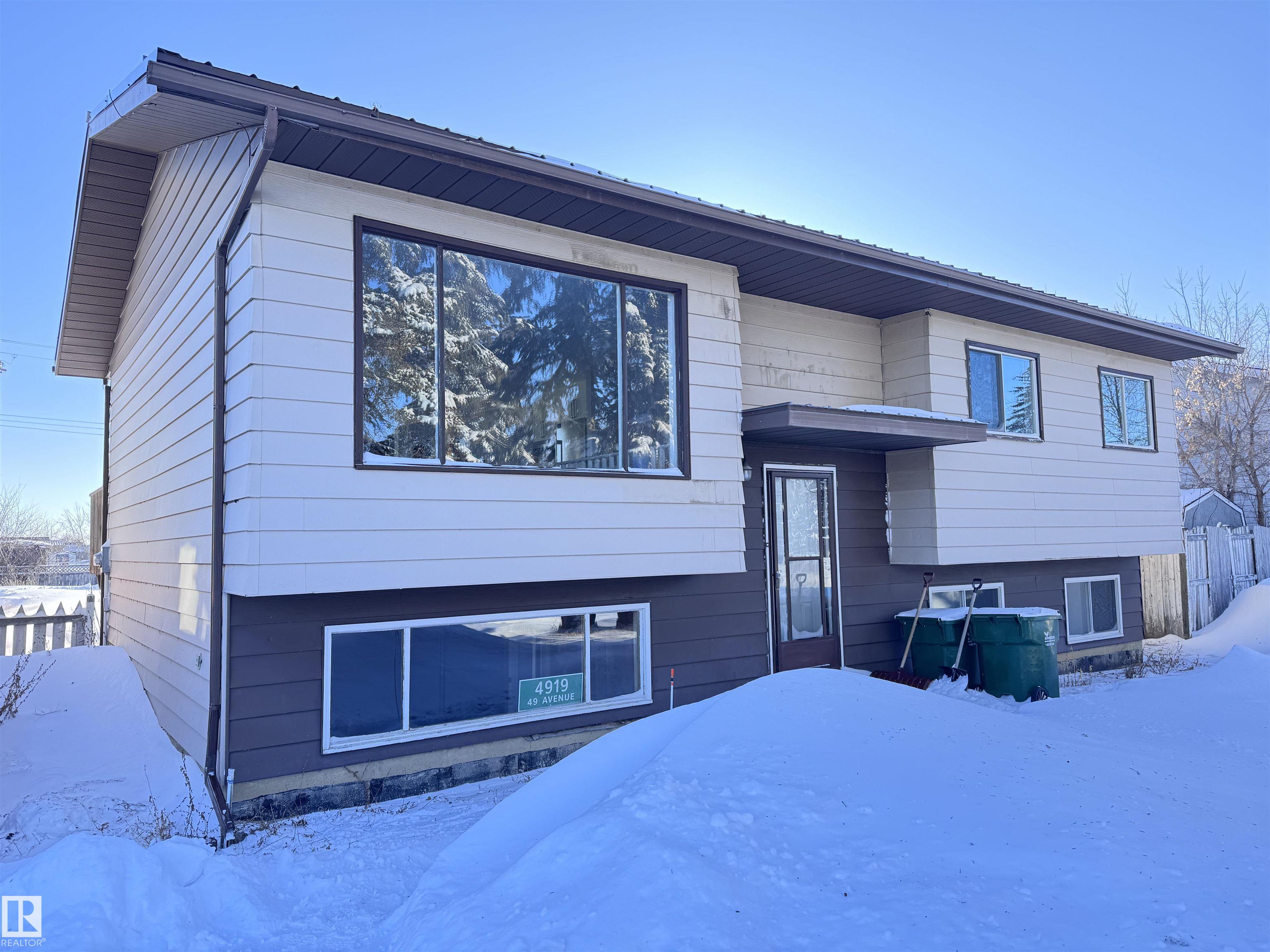 4919 49, E4474652, Alberta,