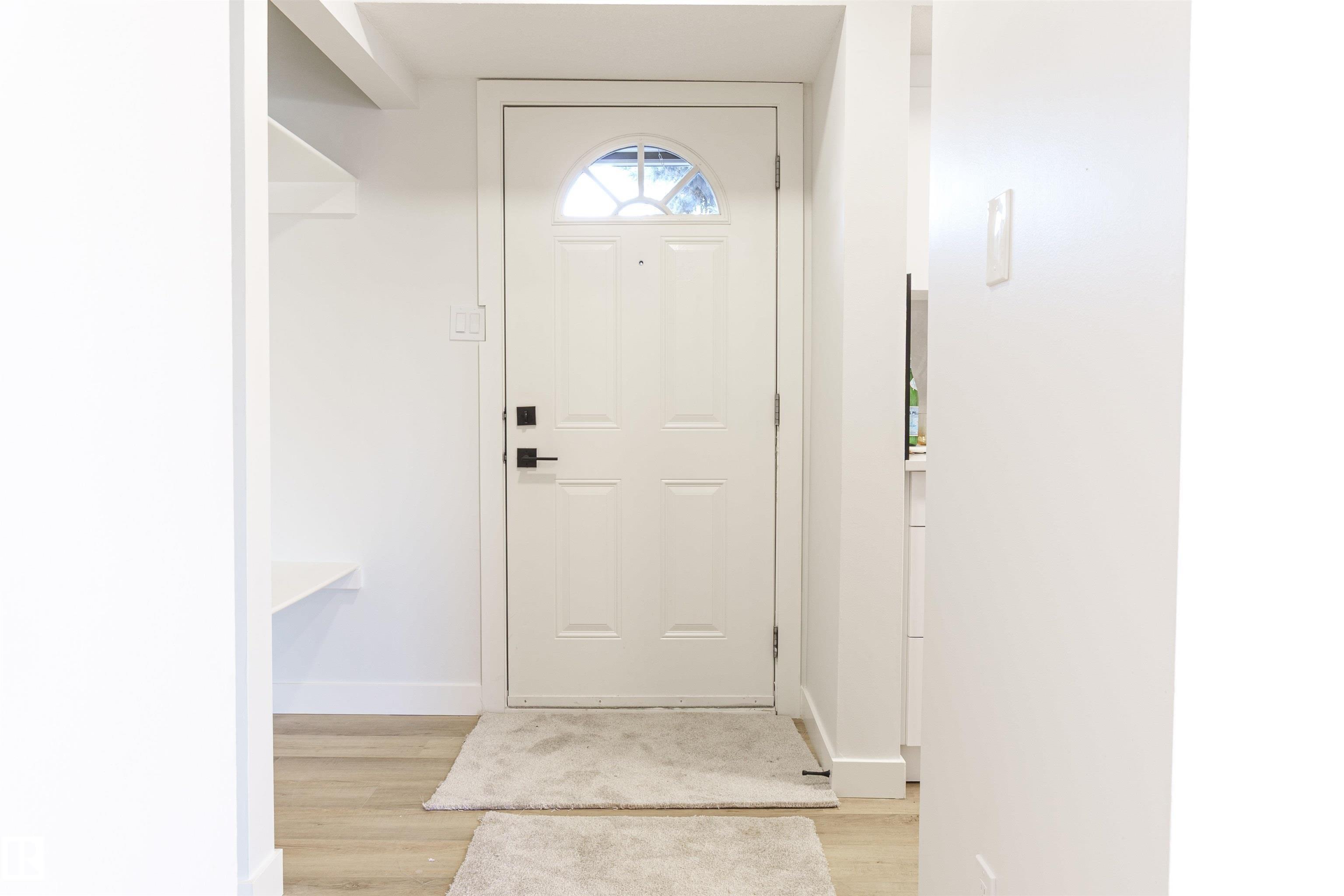 Second View of 18418 62B Avenue, Ormsby Place, Edmonton, Alberta, T5T 2N7