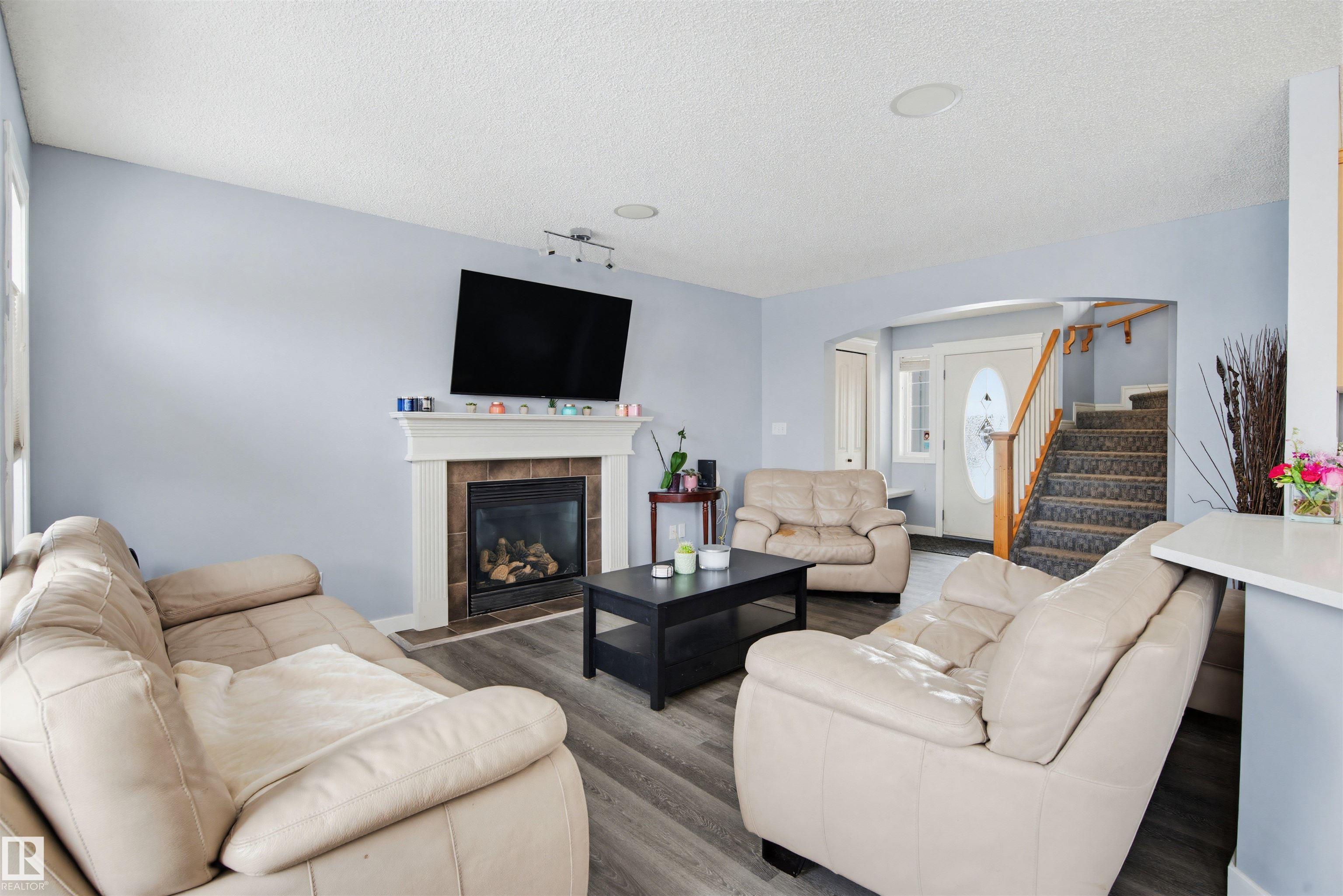 Fifth View of 4020 157A Avenue, Brintnell, Edmonton, Alberta, T5Y 0A4