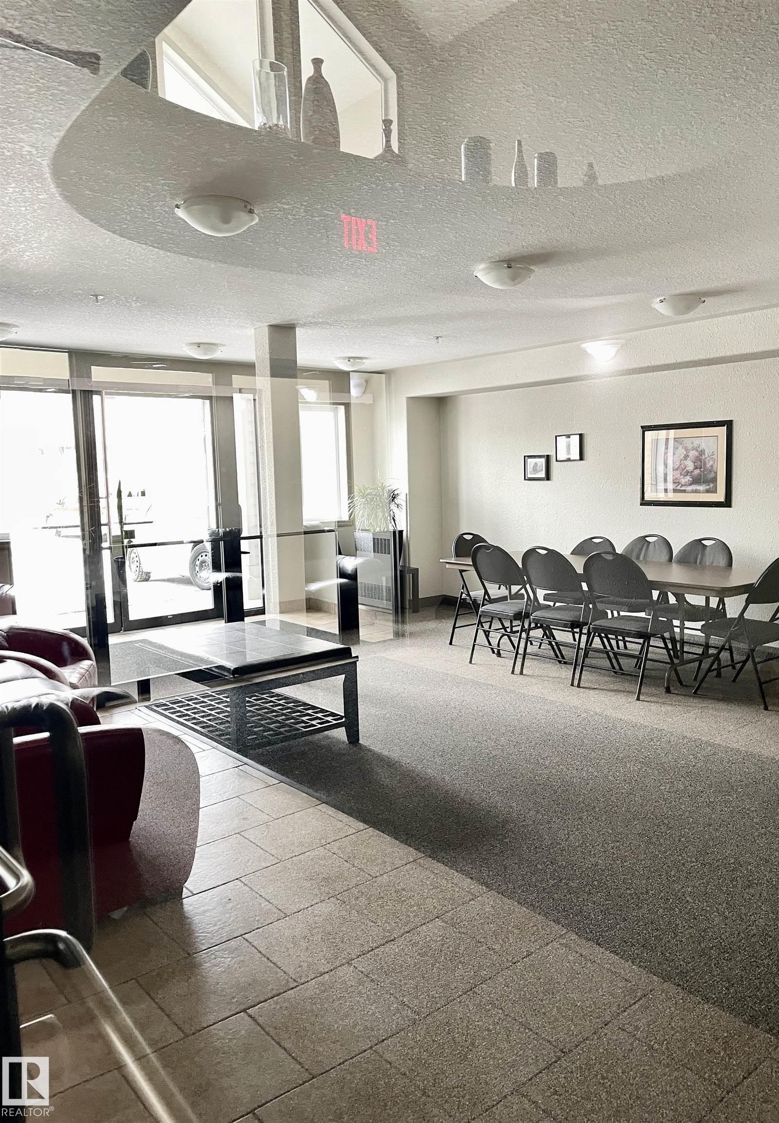 Second View of 216 12550 140 Avenue, Baranow, Edmonton, Alberta, T5X 6J4