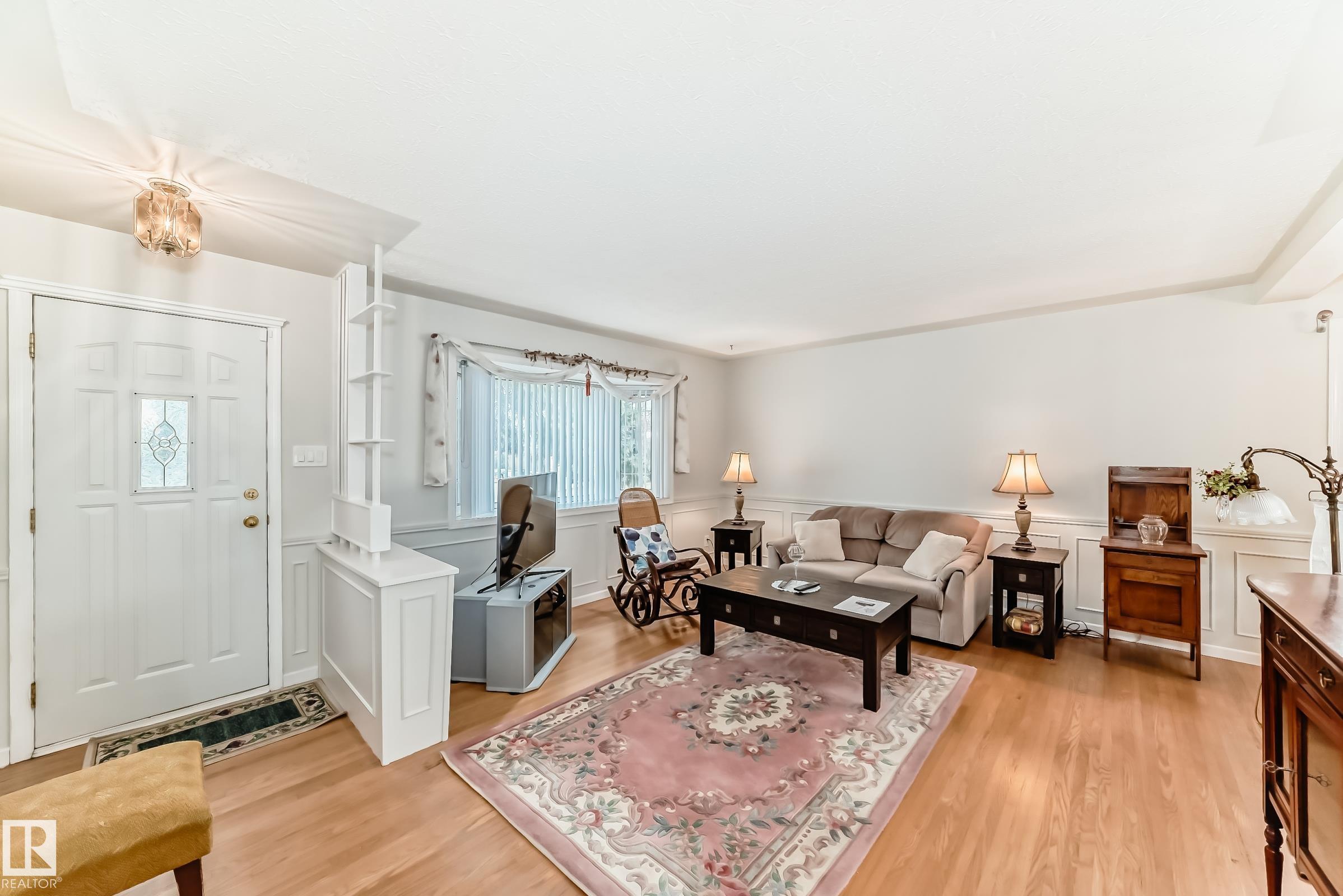 Second View of 8602 158 Street, Lynnwood, Edmonton, Alberta, T5R 2C4