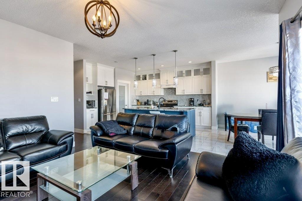 Fifth View of 4452 6 Street, Maple Crest, Edmonton, Alberta, T6T 0Z8