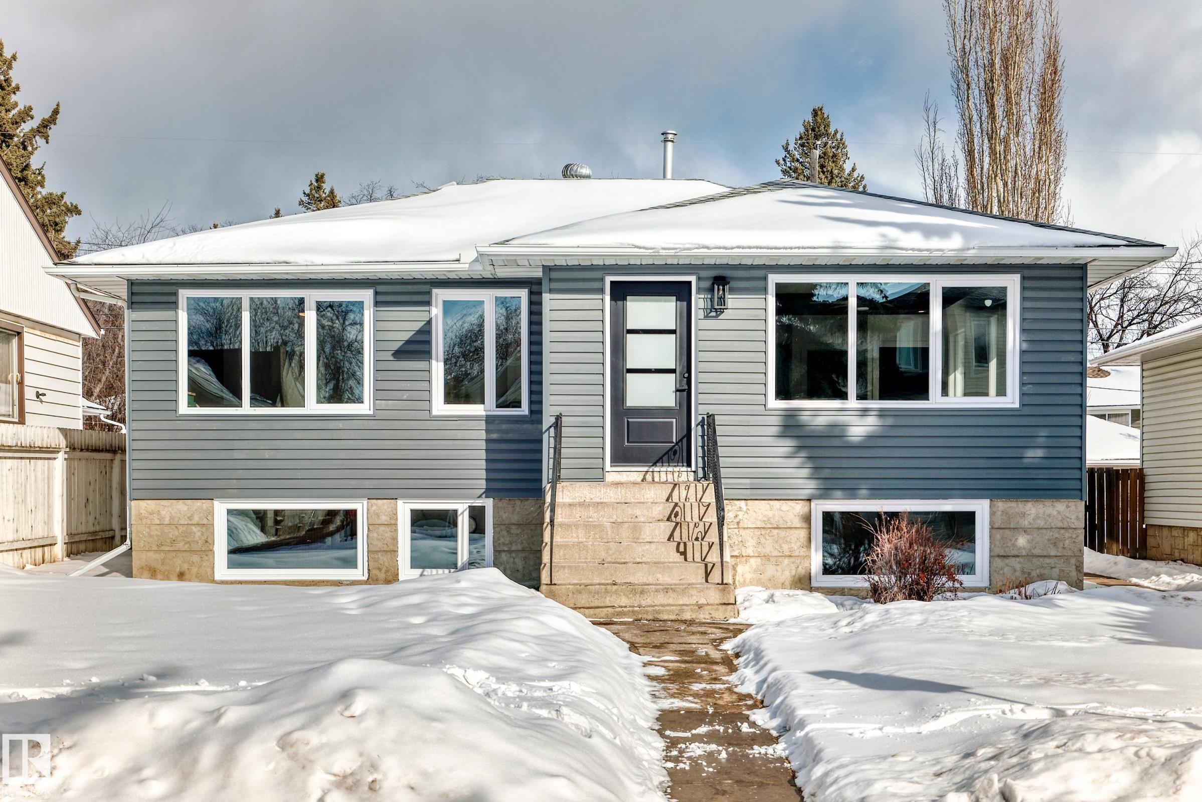 8712 89 Avenue, E4475104, Alberta,