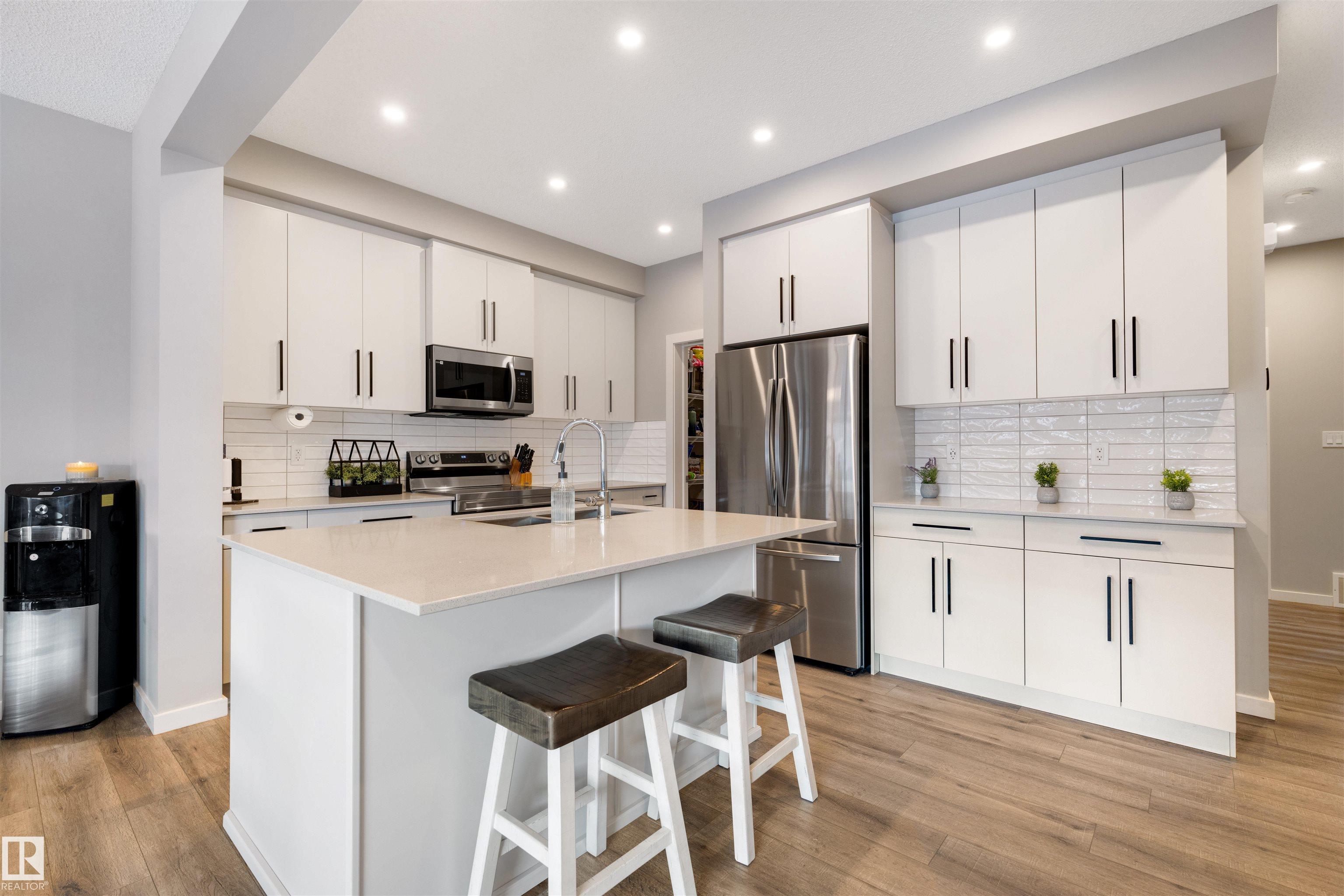 203 LARCH Crescent, E4475170, Alberta,