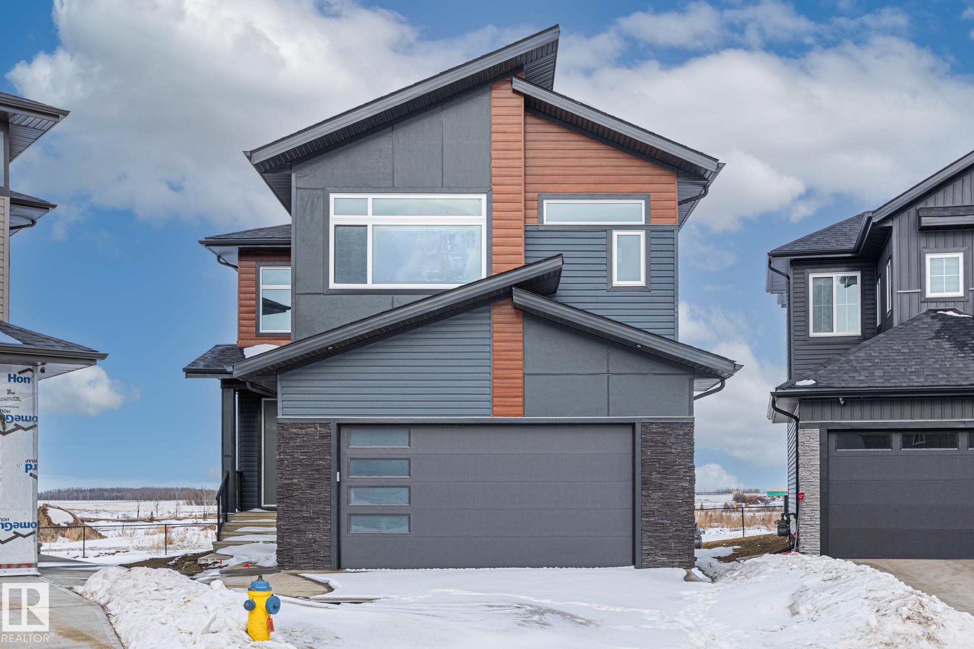 416 PINE Point(e), E4475180, Alberta,