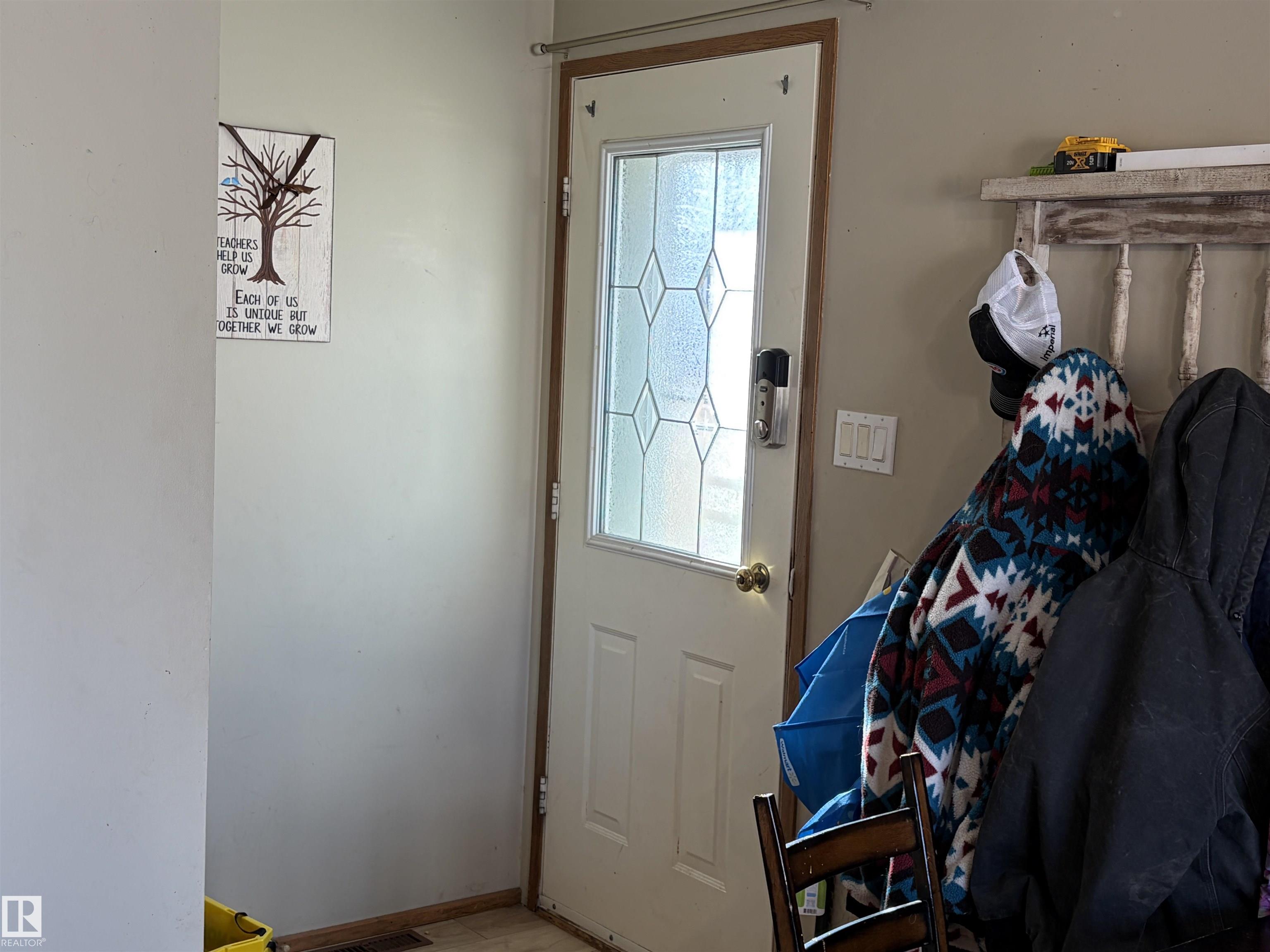 Fifth View of 2008 4th Ave, Cold Lake North, Cold Lake, Alberta, T9M 1E1