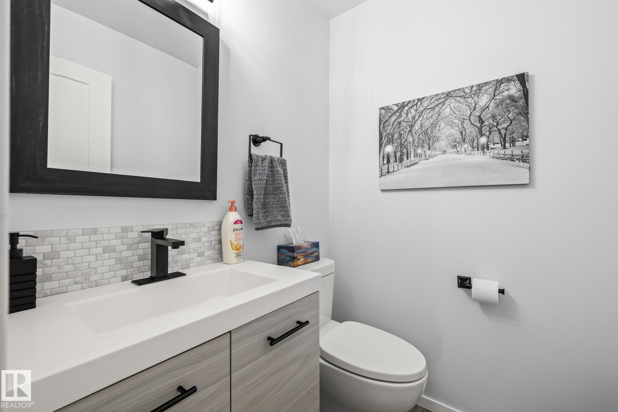 Third View of 40 4707 126 Avenue, Homesteader, Edmonton, Alberta, T5A 4K4