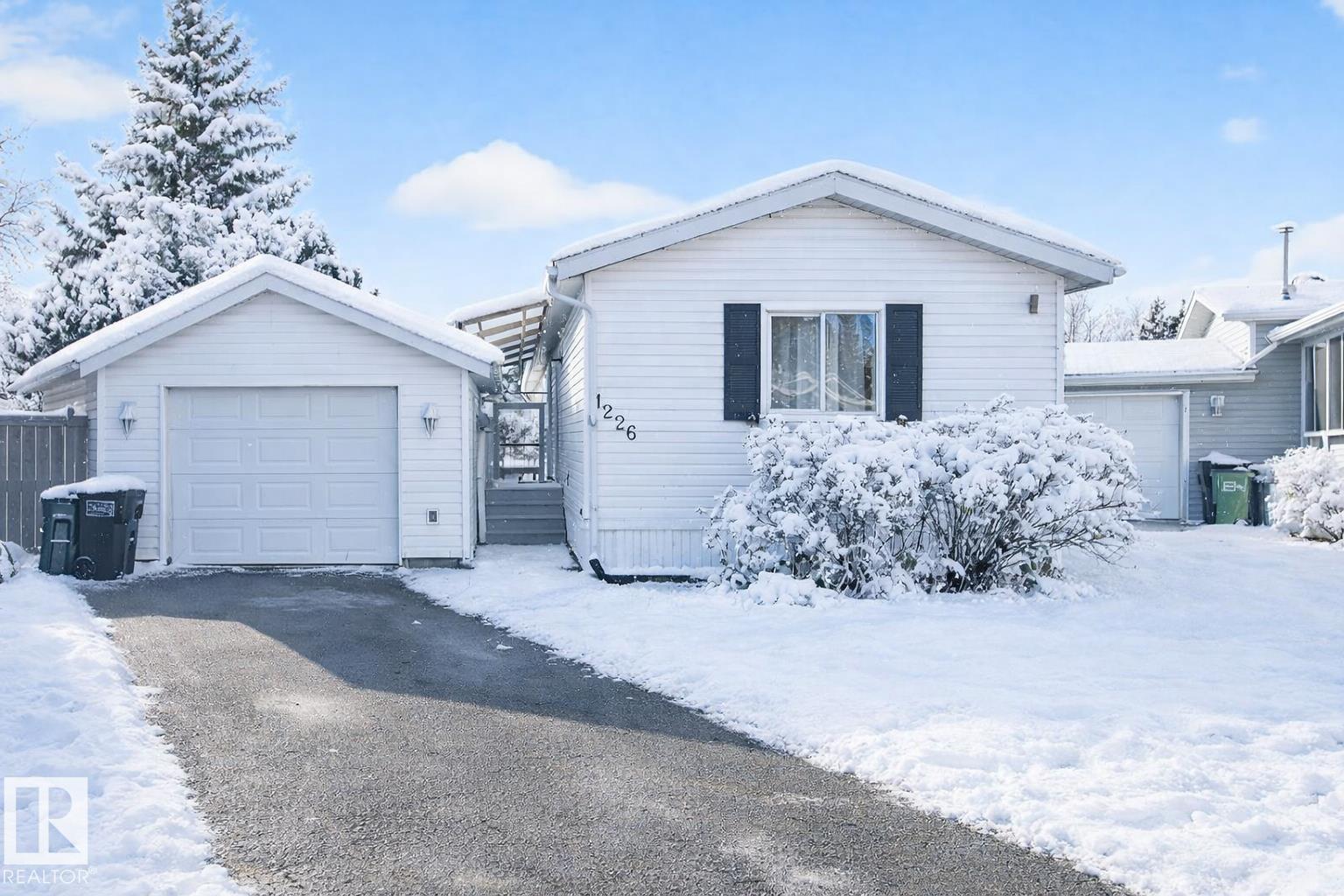 1226 West View Rise, E4475410, Alberta,