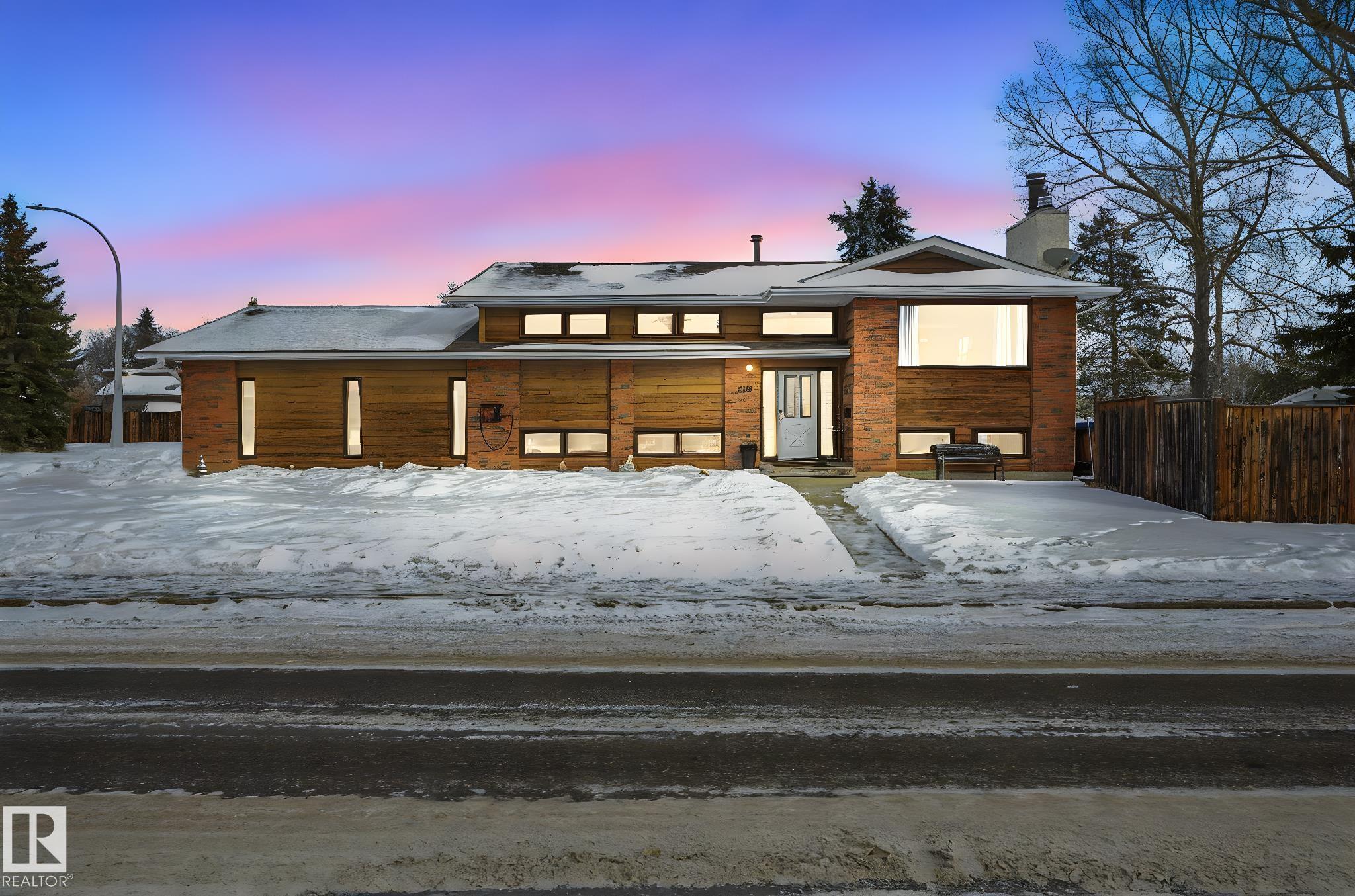 1162 PARKER Manor, E4475501, Alberta,