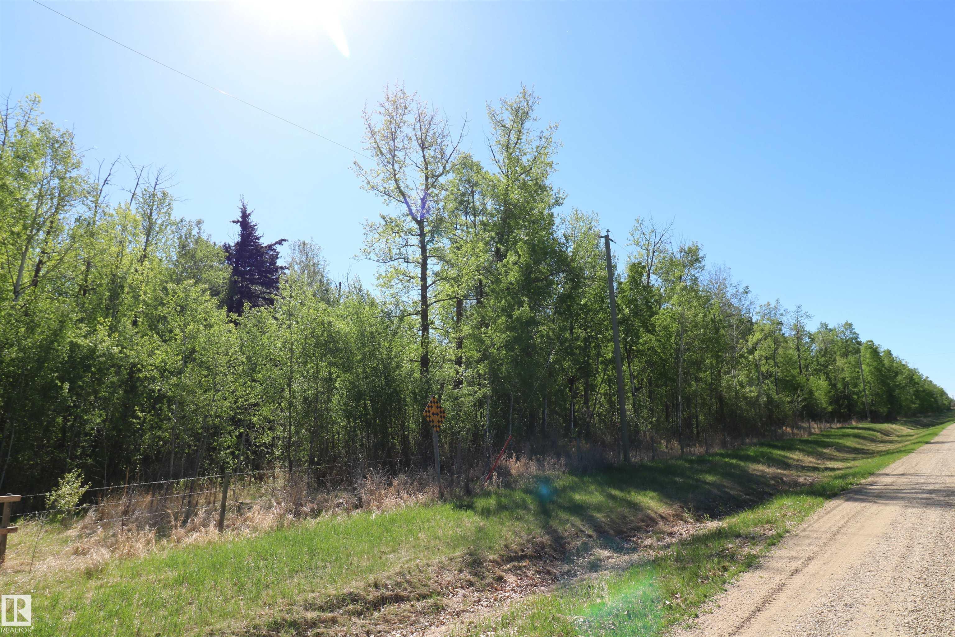 Third View of 515 54411 RGE RD 40, None, Rural Lac Ste. Anne County, Alberta, T0E 0A0