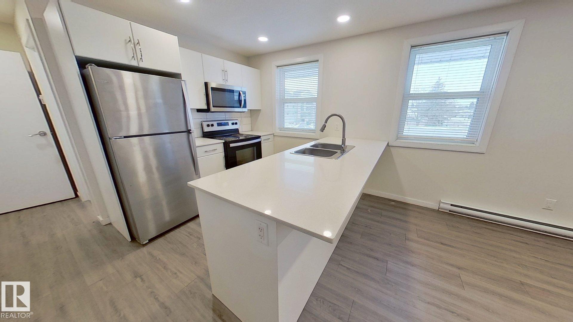 Second View of 8 4816 52 Street, City Center South, Wetaskiwin, Alberta, T9A 3N2