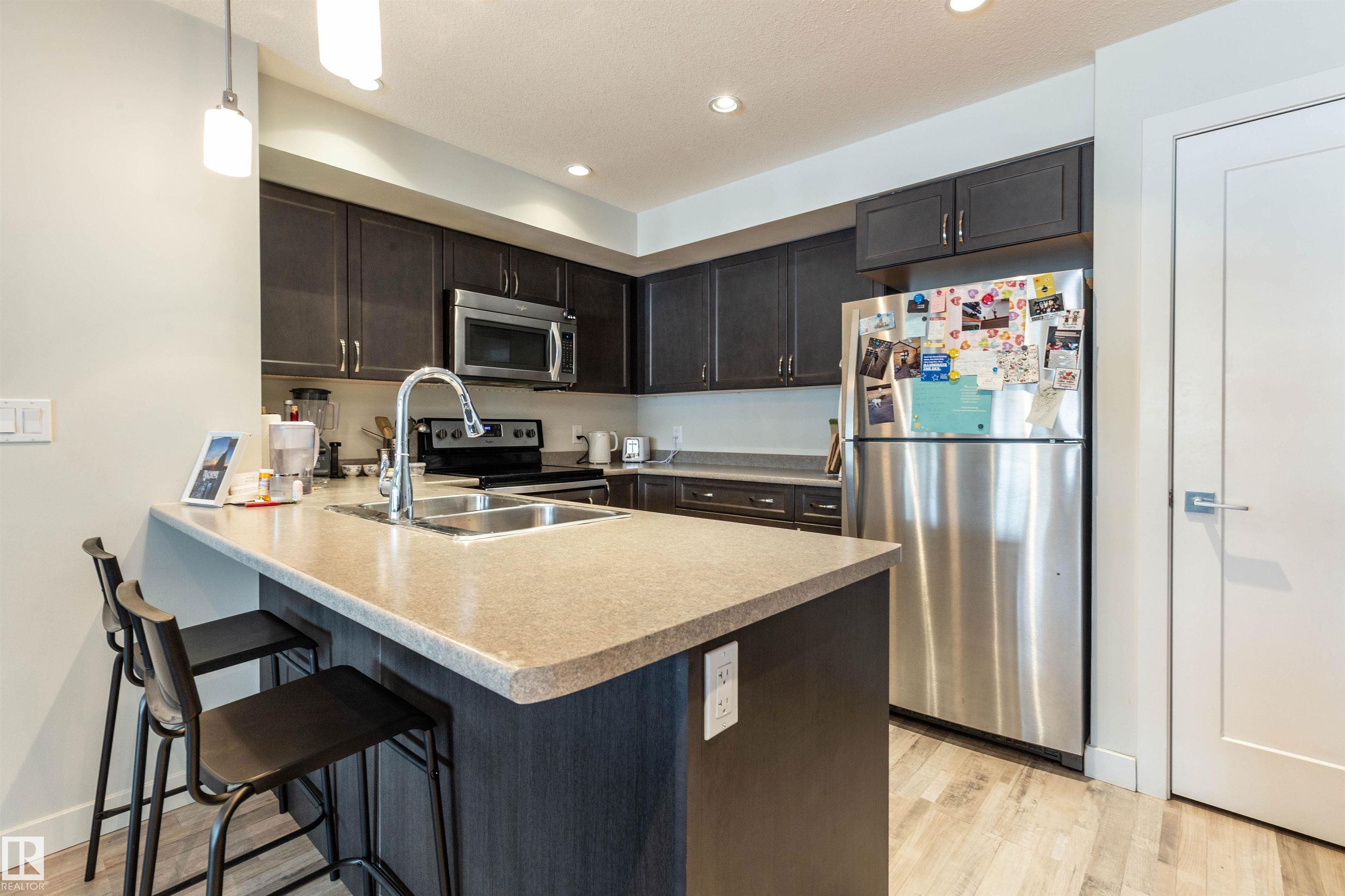 Fifth View of 109 5029 EDGEMONT Boulevard, Edgemont (Edmonton), Edmonton, Alberta, T6M 0S8