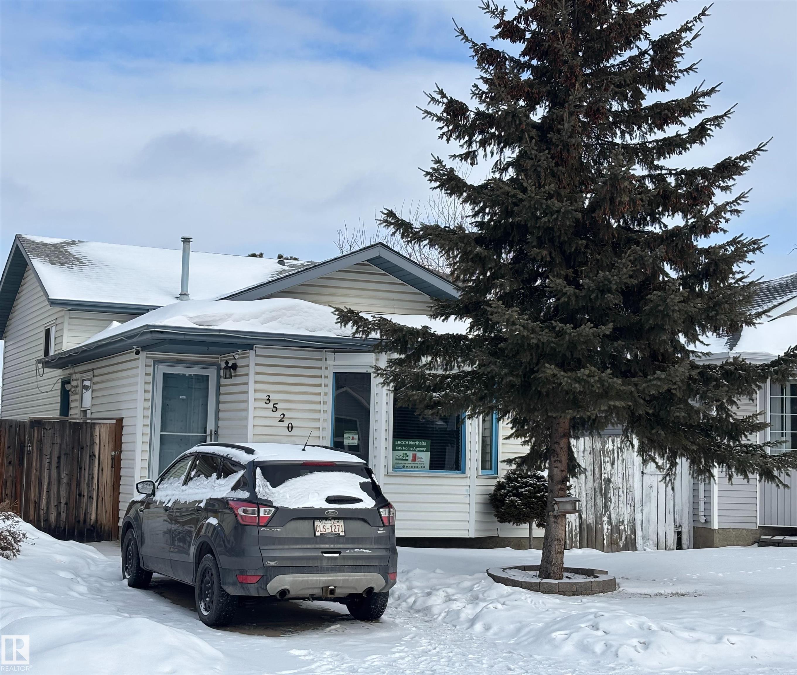 3520 44 Avenue NW, E4476049, Alberta,