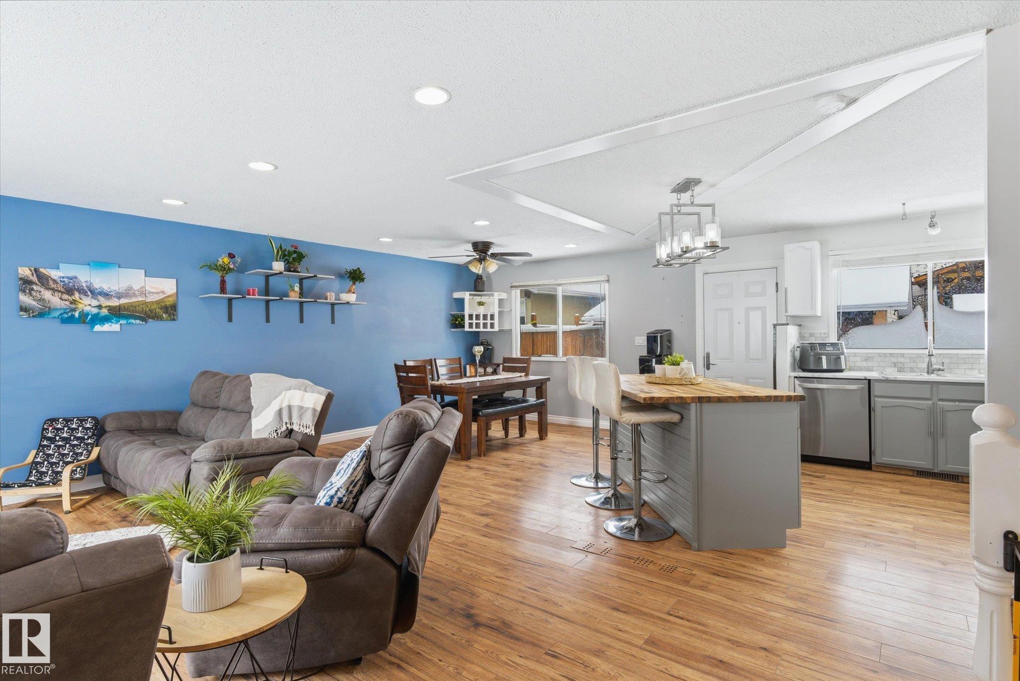 Fifth View of 29 LAYDON Drive, Lacombe Park, St. Albert, Alberta, T8N 2N5