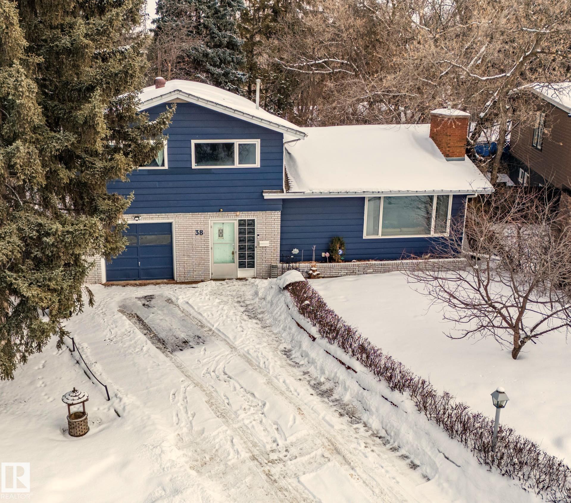 38 GRESHAM Boulevard, E4476427, Alberta,