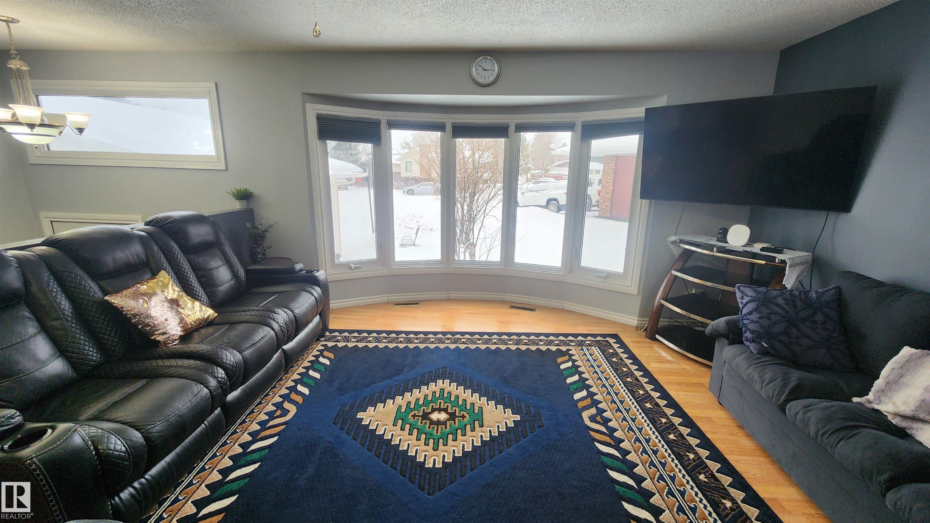 Fourth View of 115 EKOTA Crescent, Ekota, Edmonton, Alberta, T6K 2J6