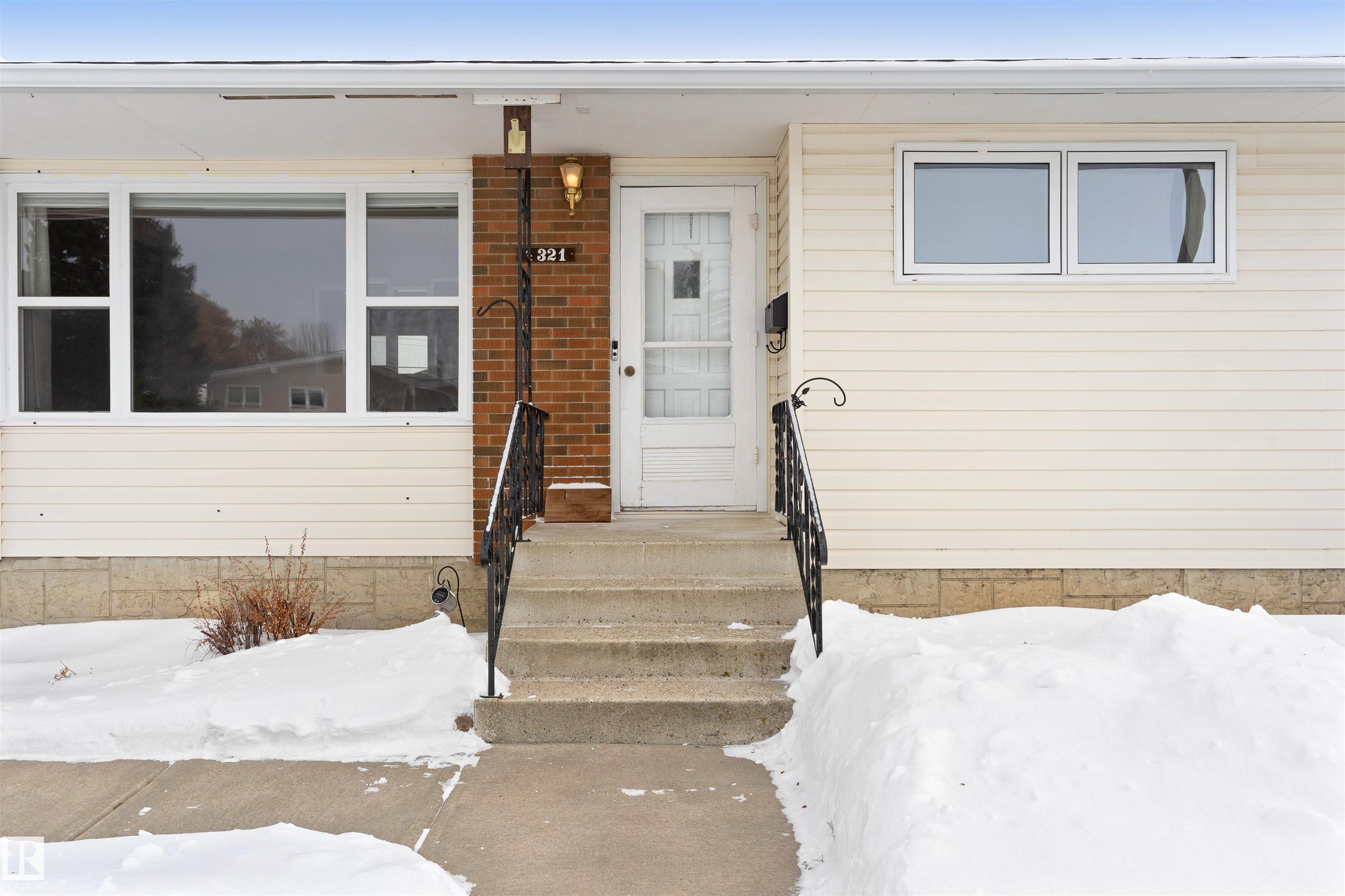 Second View of 4321 48A Street, Vegreville, Vegreville, Alberta, T9C 1B2