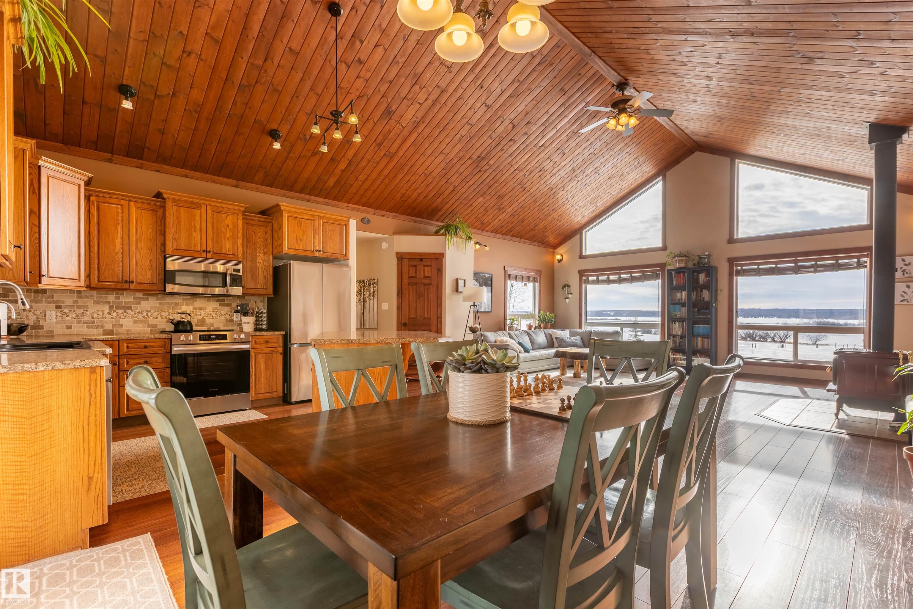 Fifth View of 6127 TWP ROAD 540A, None, Rural Lac Ste. Anne County, Alberta, T0E 1H0