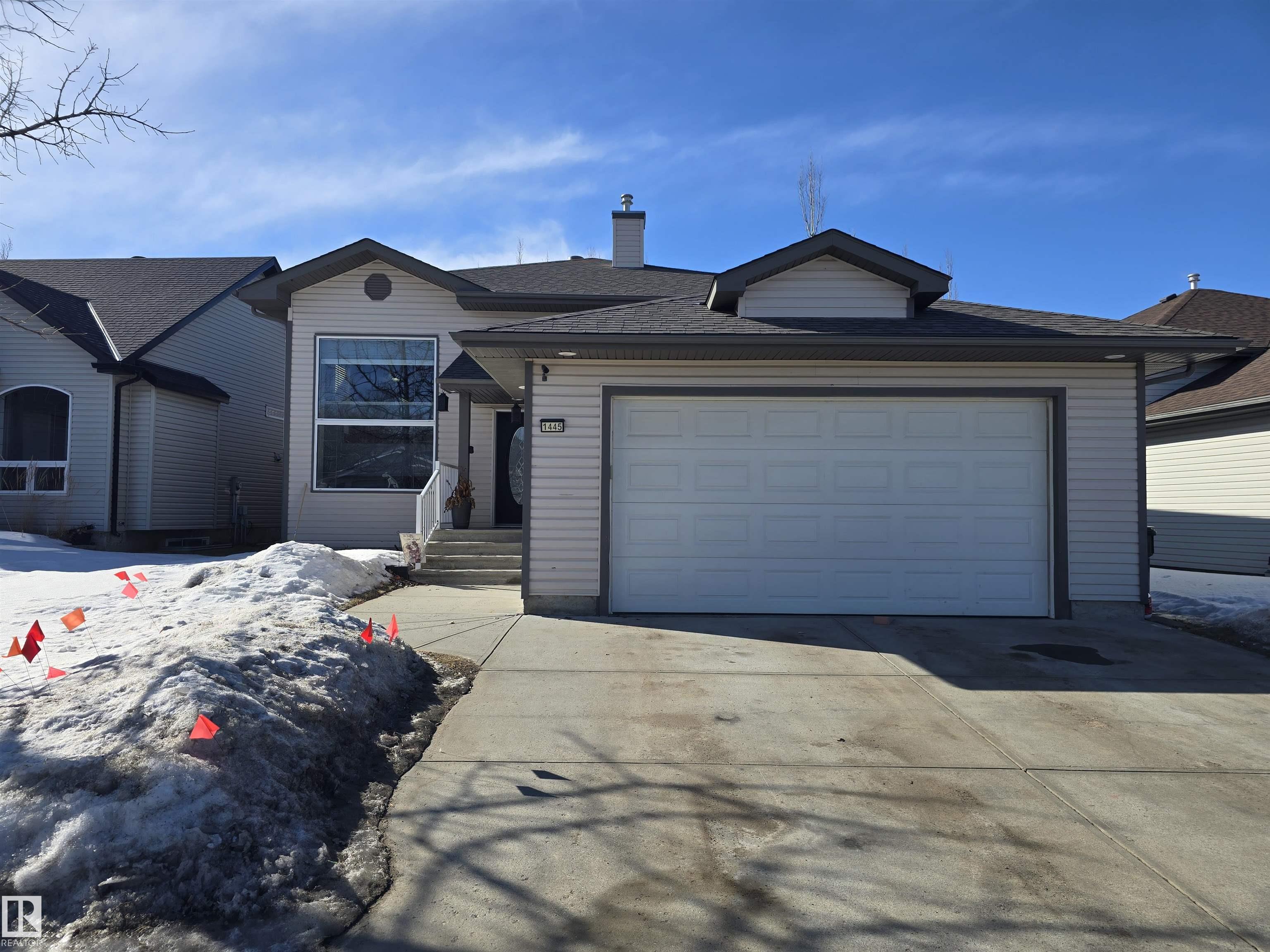 Second View of 1445 HIGHWOOD Boulevard, Devon, Devon, Alberta, T9G 2E9