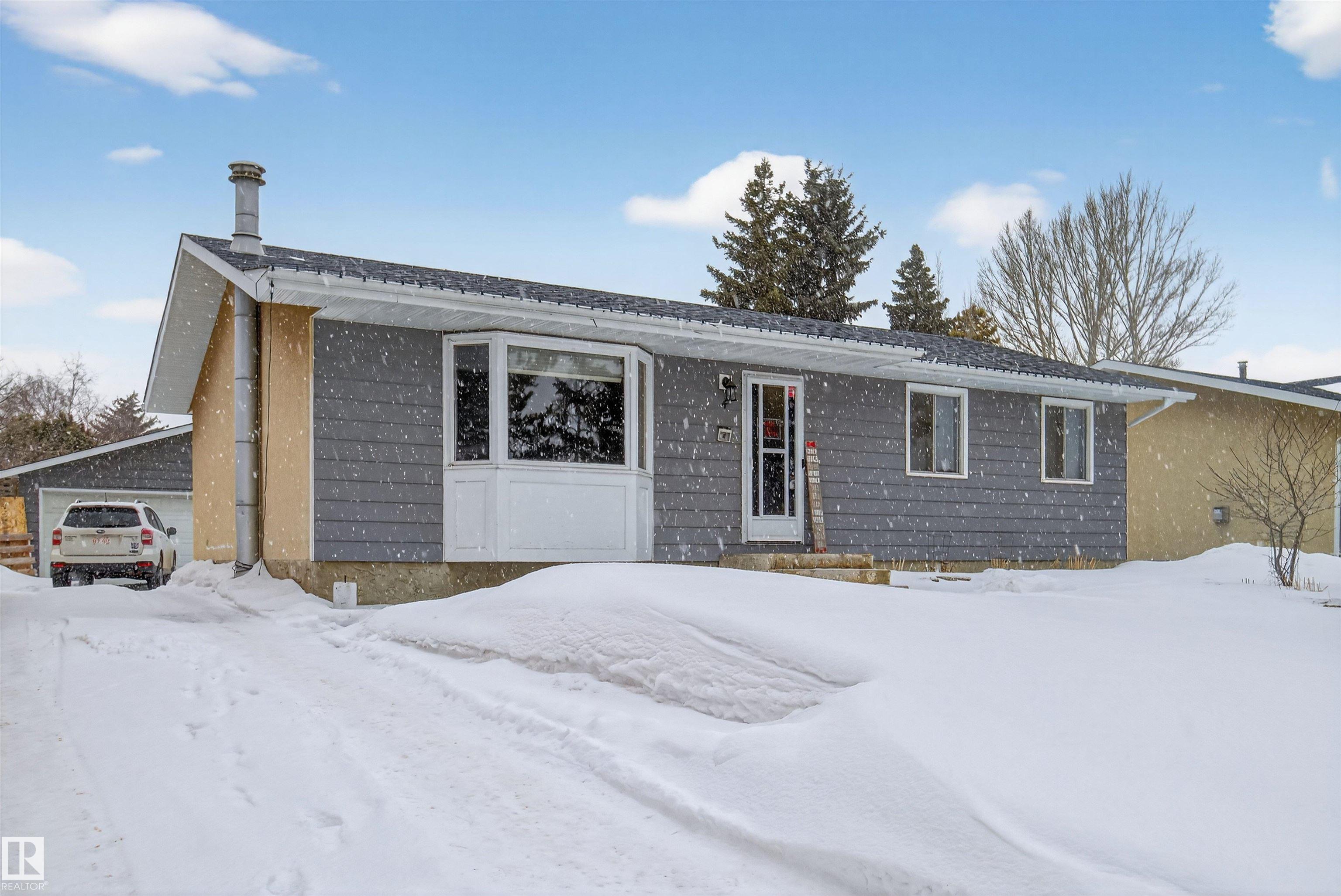 4 GLACIER Crescent, E4476638, Alberta,