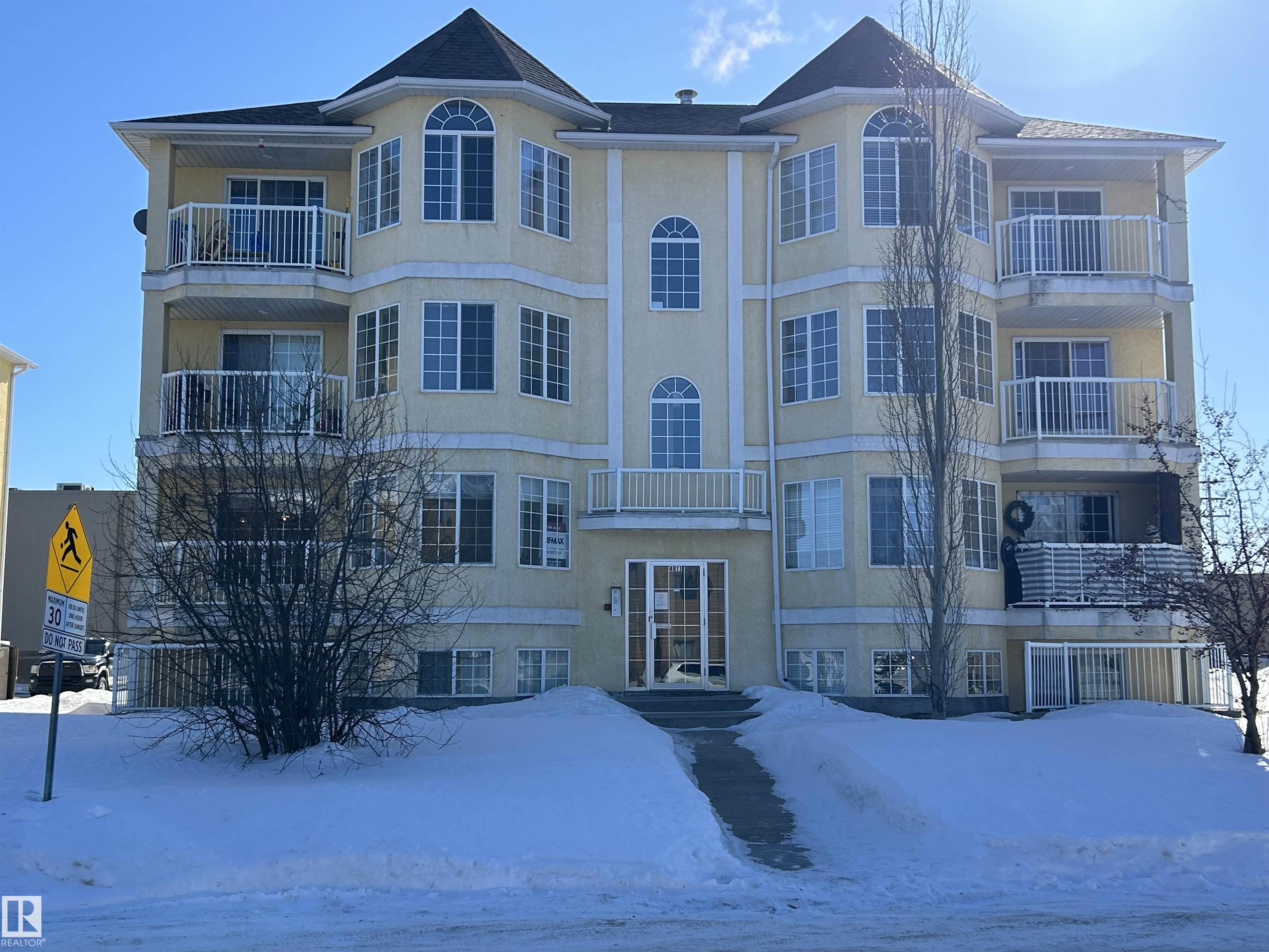 3 4911 51 Avenue, E4476876, Alberta,