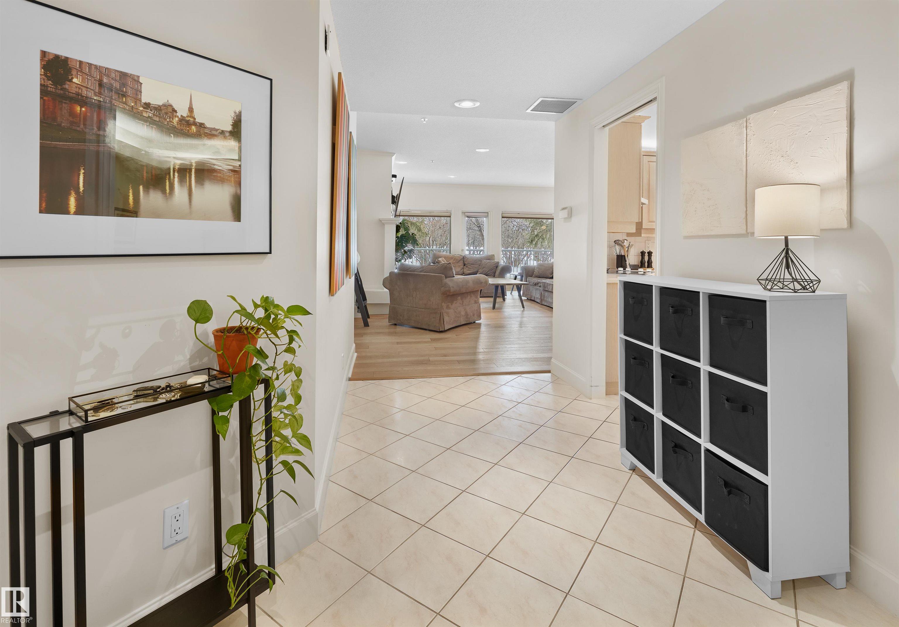 Fourth View of 104 11640 79 Avenue, Belgravia, Edmonton, Alberta, T6G 0P7