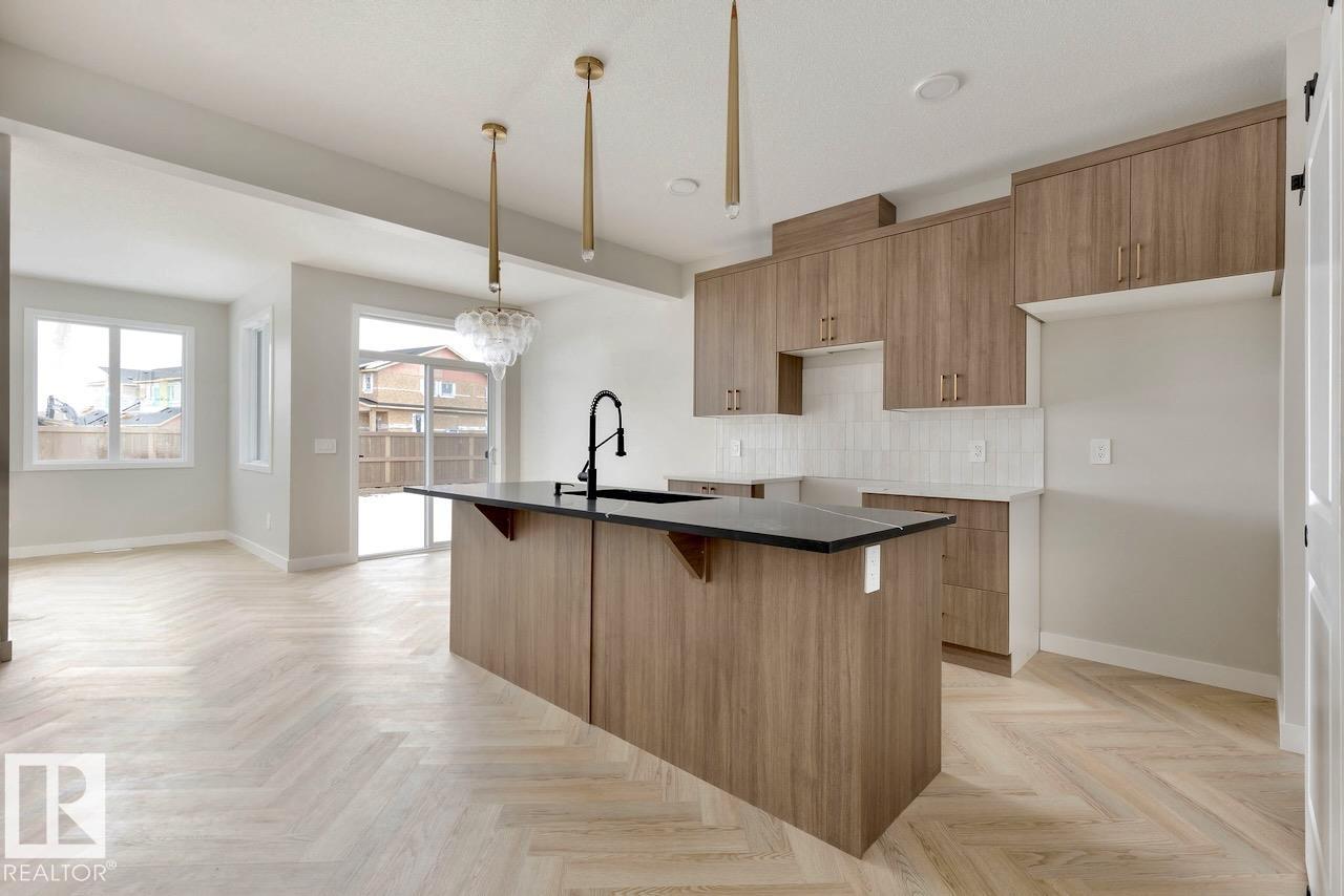 Second View of 2637 62 Street, Mattson, Edmonton, Alberta, T6X 3J7