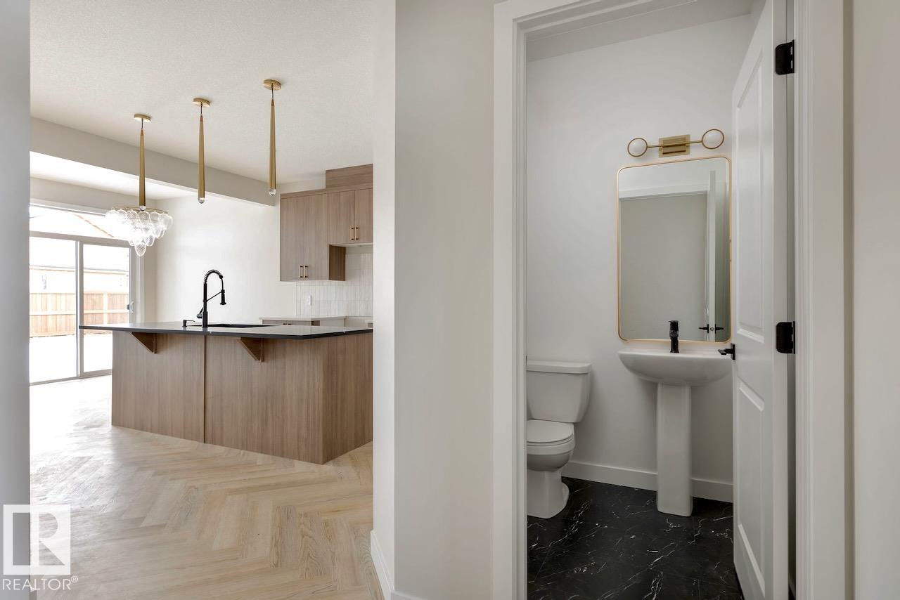 Fifth View of 2637 62 Street, Mattson, Edmonton, Alberta, T6X 3J7