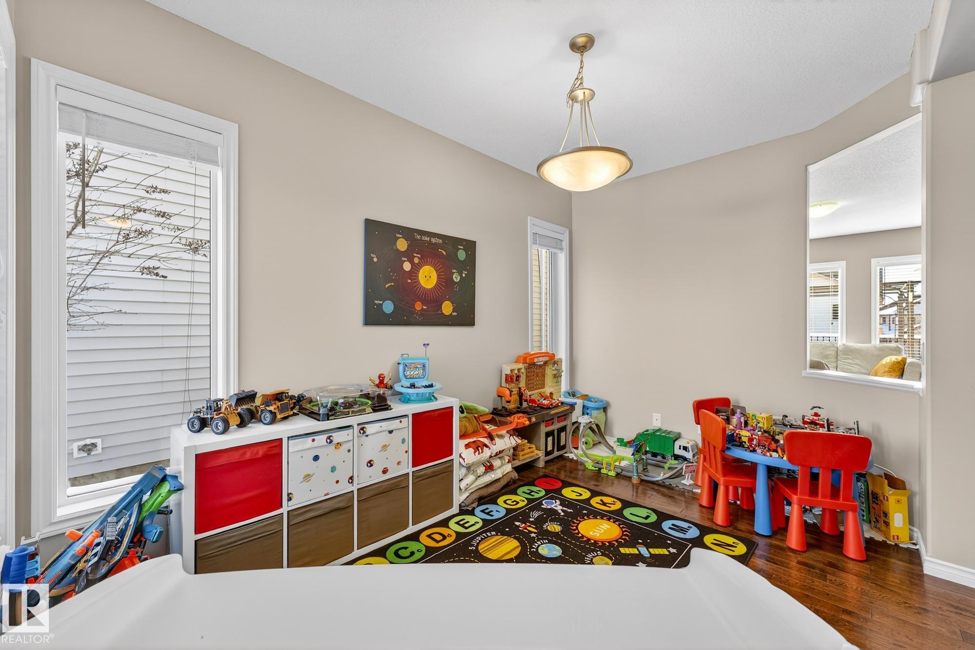 Fifth View of 1734 63A Street, Walker, Edmonton, Alberta, T6X 0R8