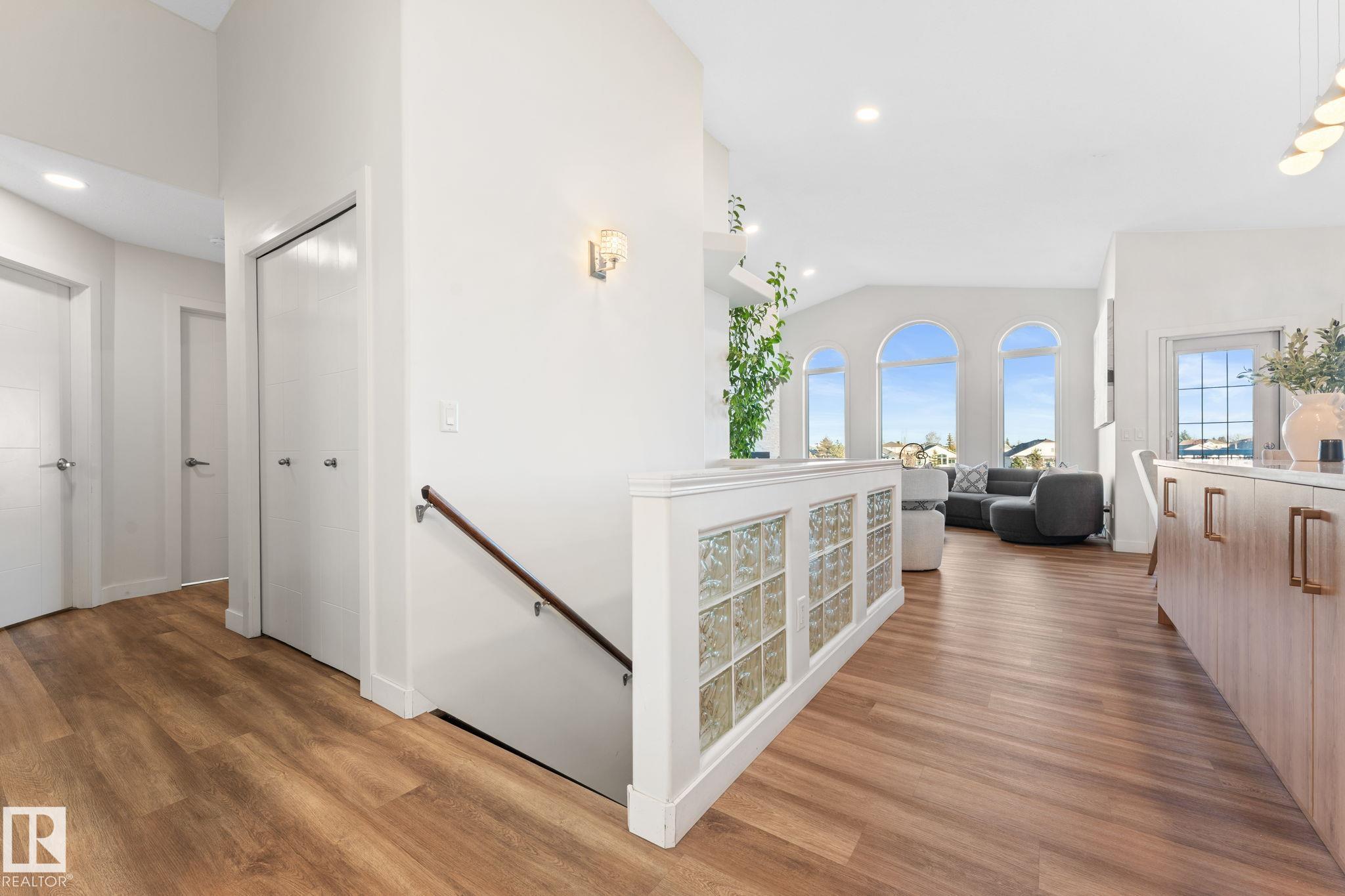 Fourth View of 15919 58 Street, Hollick-Kenyon, Edmonton, Alberta, T5Y 2R5