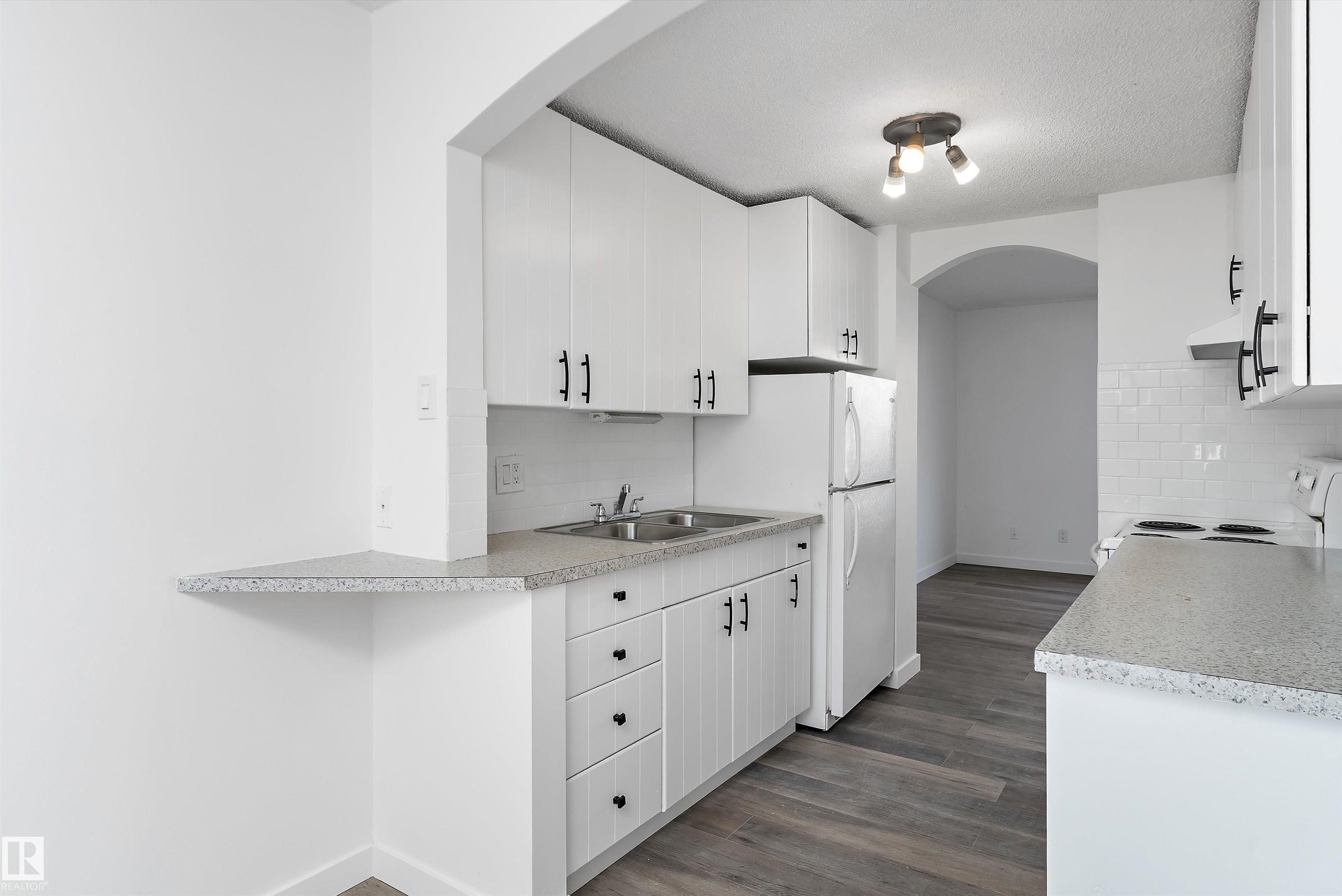 Fourth View of Abbottsfield, Edmonton, Alberta, T5W 4S9