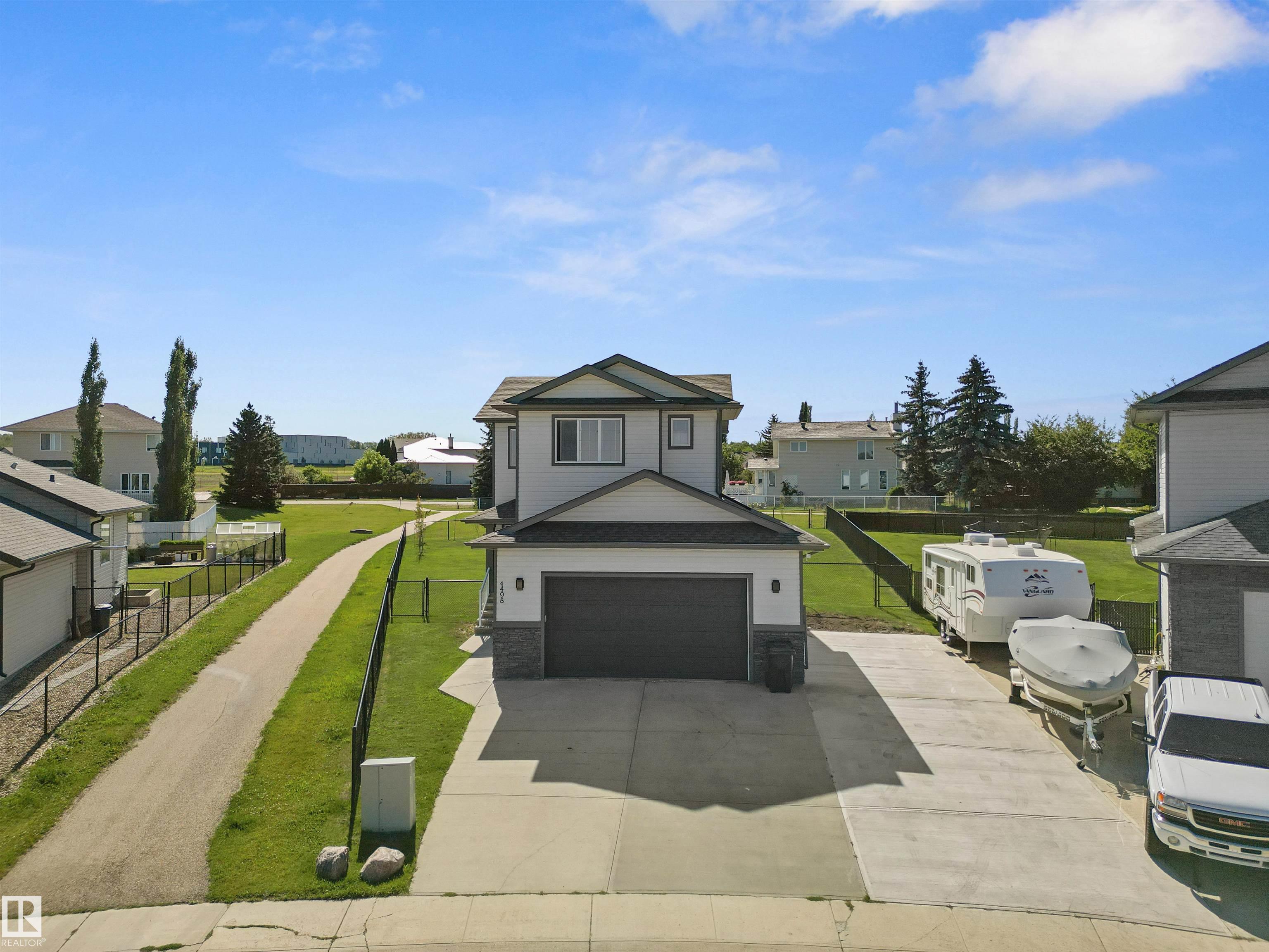 Second View of 4498 40 Street, Drayton Valley, Drayton Valley, Alberta, T7A 1W4