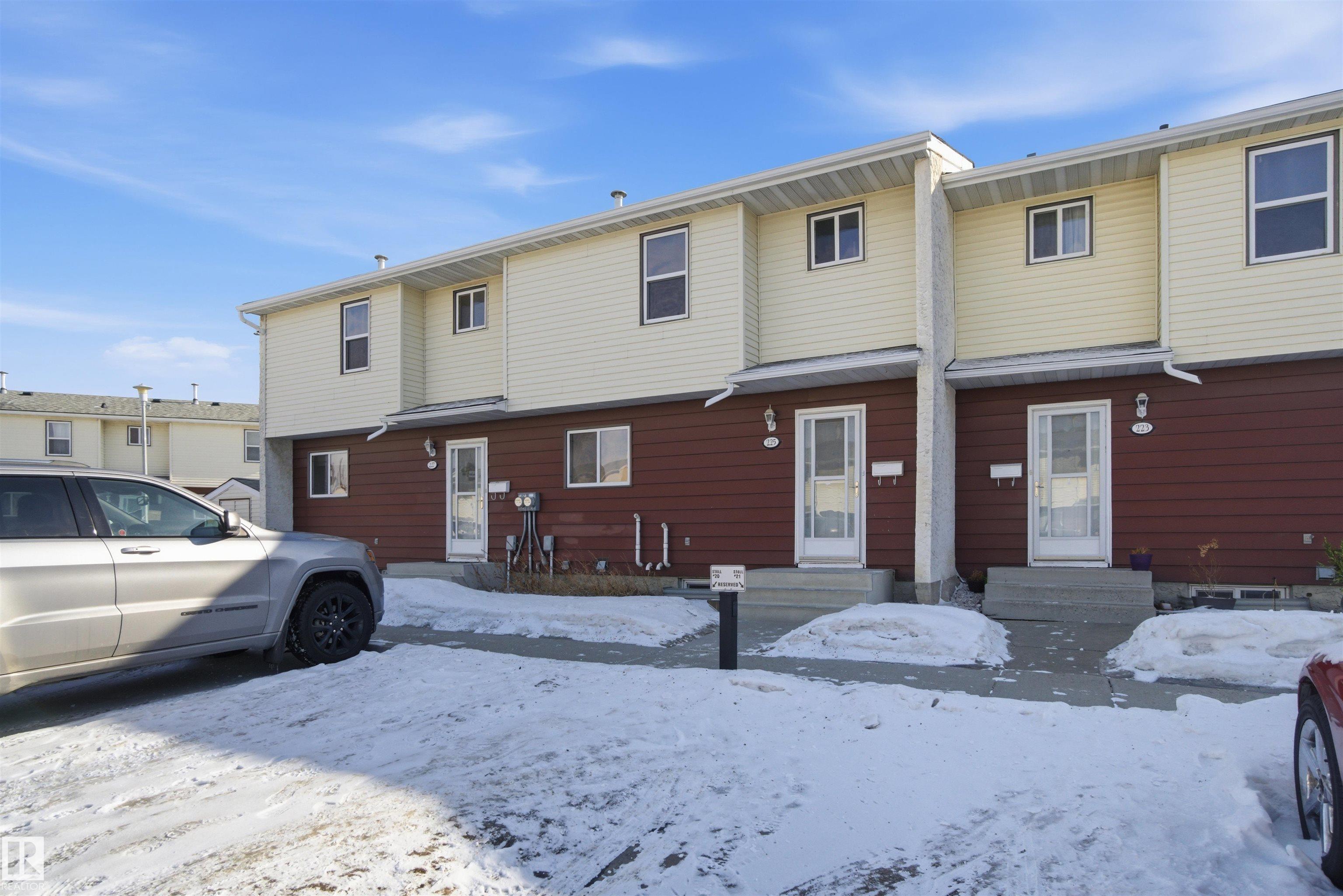 225 HARRISON Drive, E4477675, Alberta,