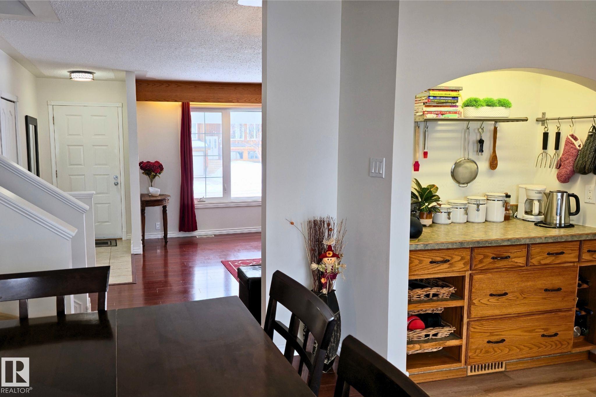 Fifth View of 307 21 Street, Nelson Heights, Cold Lake, Alberta, T9M 1G1