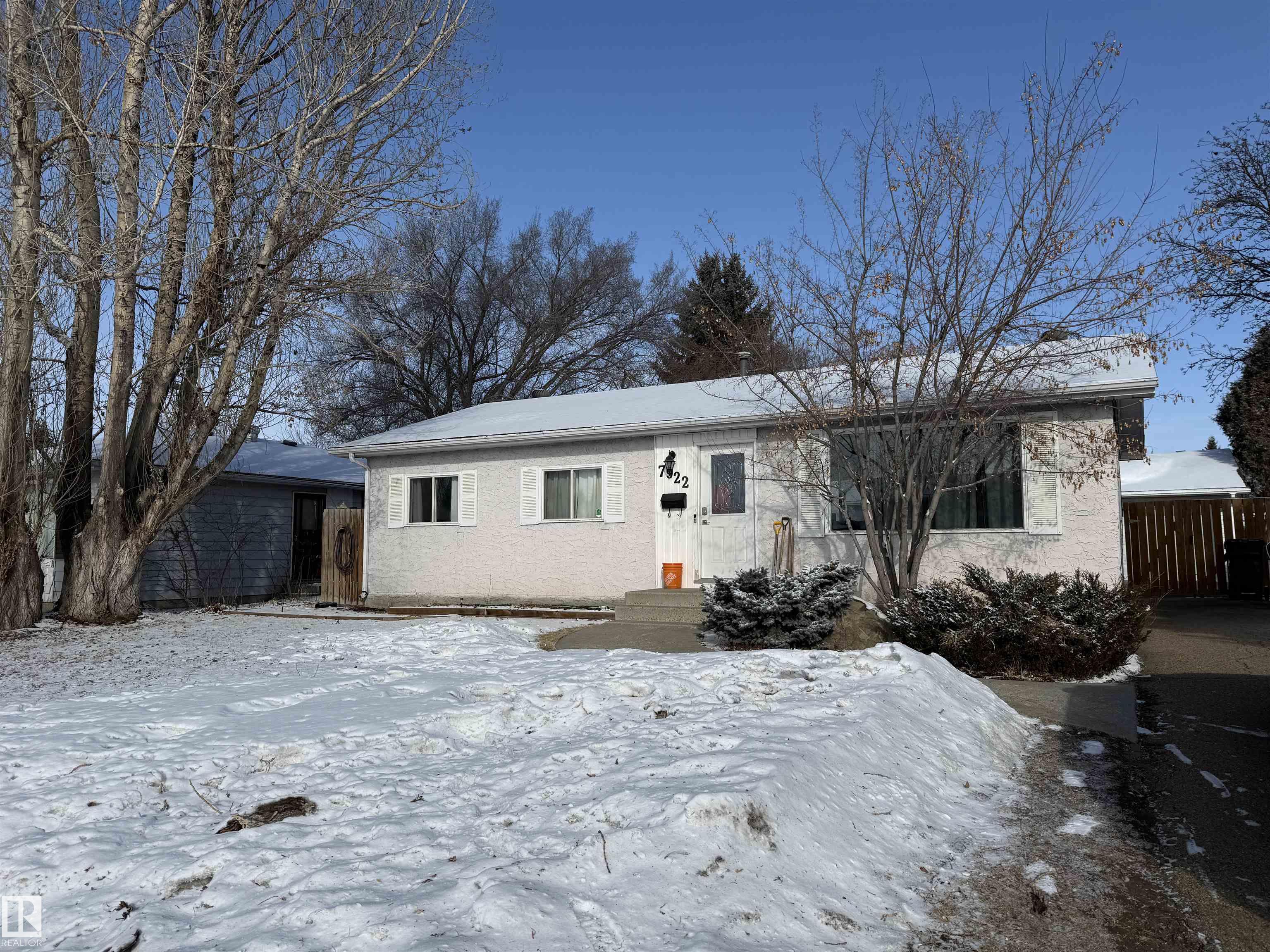 7922 97 Avenue, E4477923, Alberta,