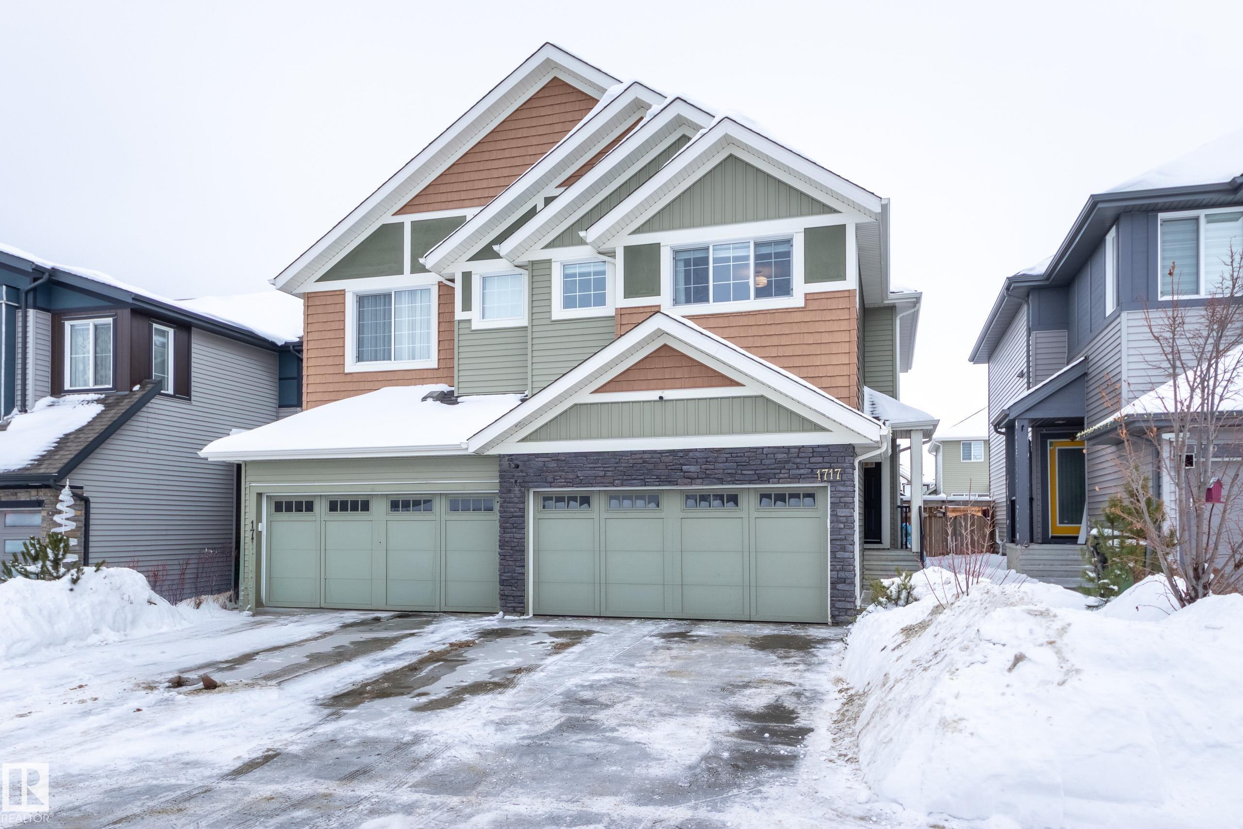 1717 DUMONT Crescent, E4478003, Alberta,
