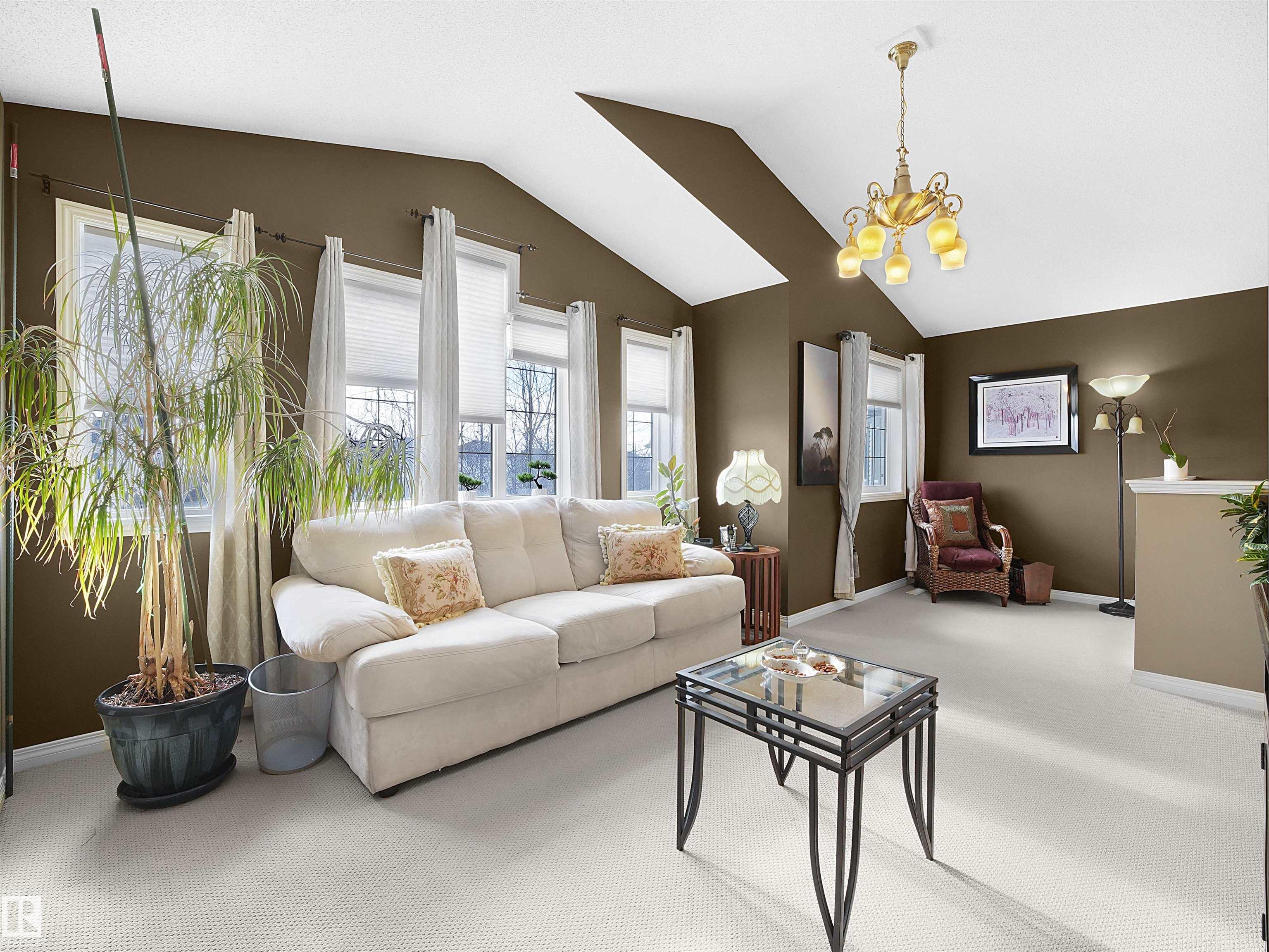 11708 10 Avenue, E4478028, Alberta,