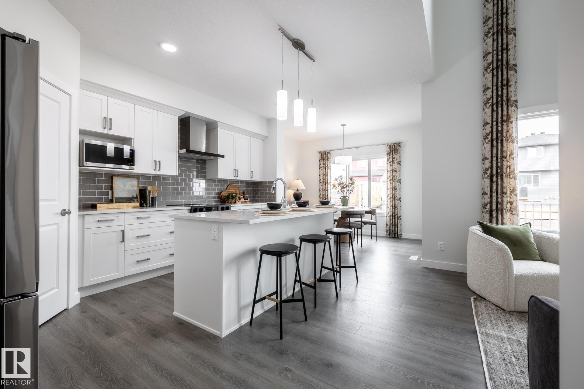 Fifth View of 202 FALCON Crescent, None, Leduc, Alberta, T0B 3M3