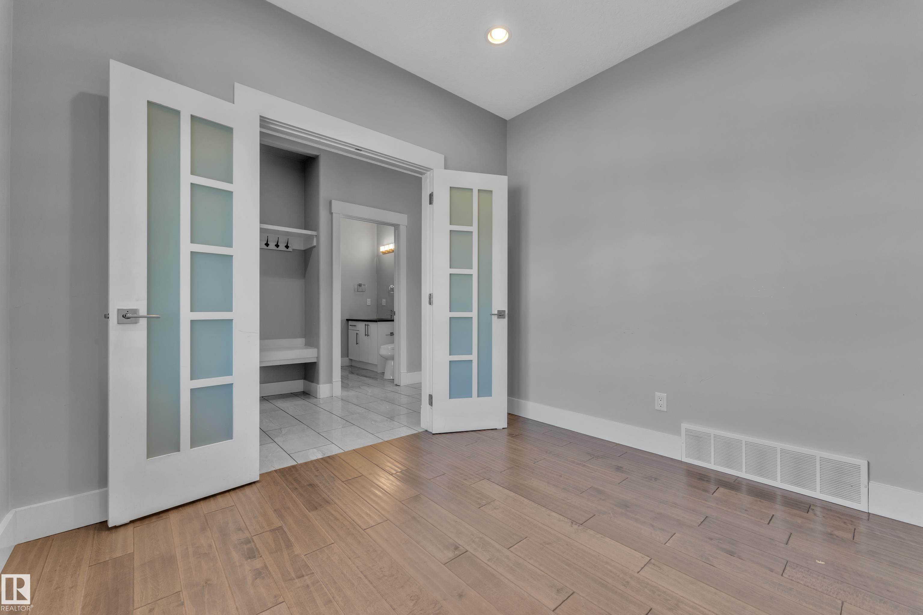 Fifth View of 2615 21 Avenue, Laurel, Edmonton, Alberta, T6T 0Y6