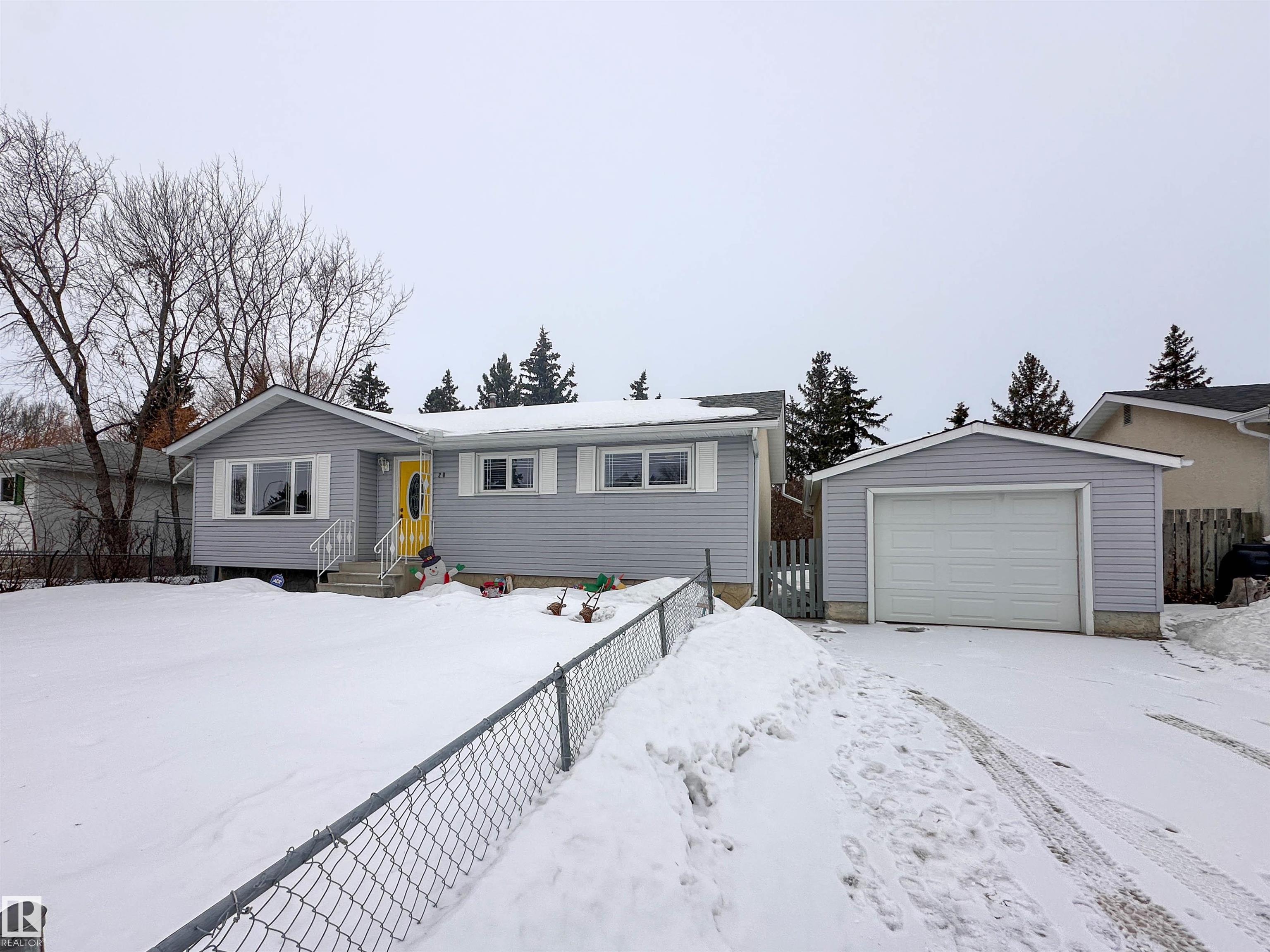 20 BRISTOW Crescent, E4478135, Alberta,