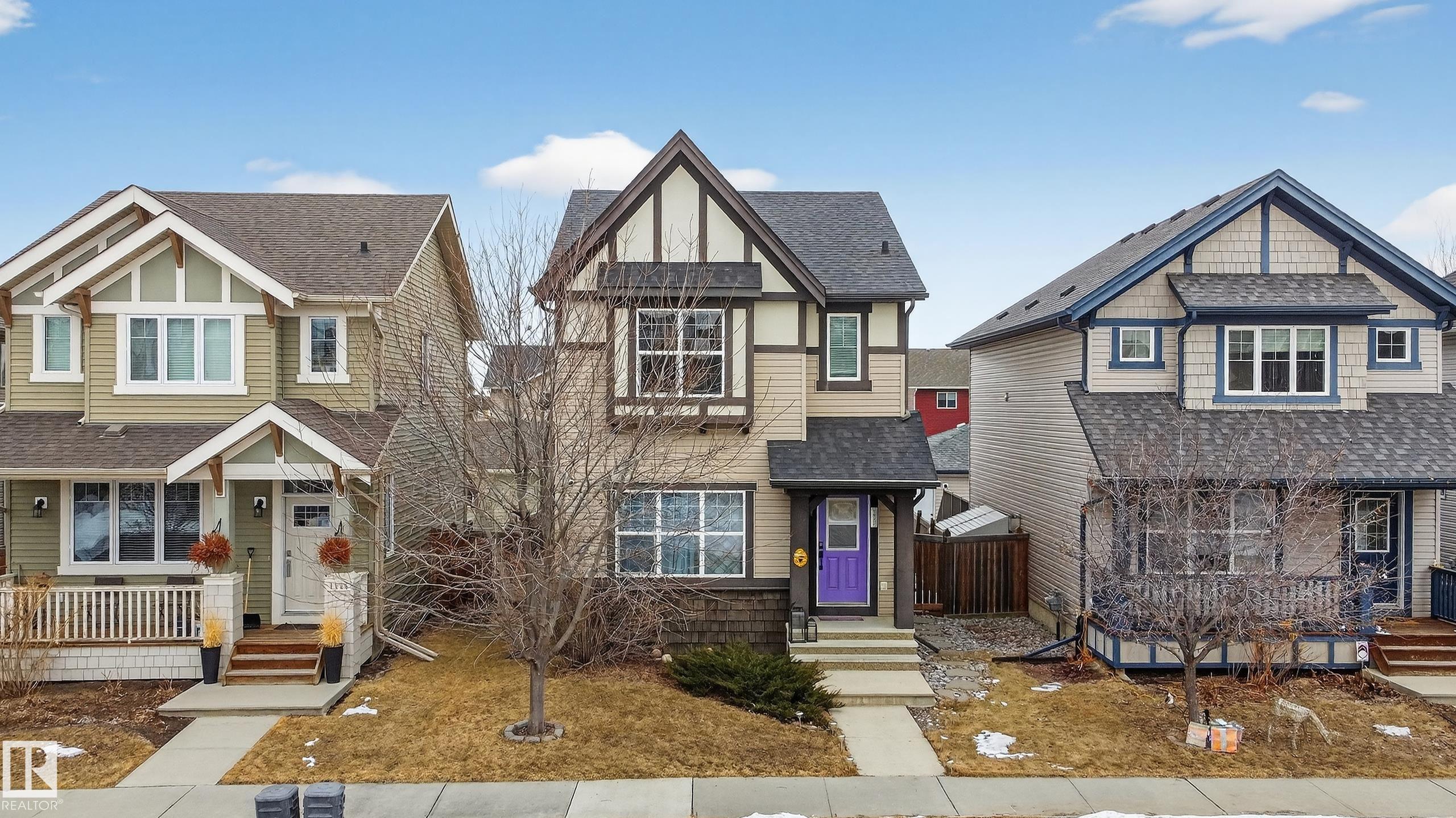 1522 CHAPMAN Way, E4478157, Alberta,