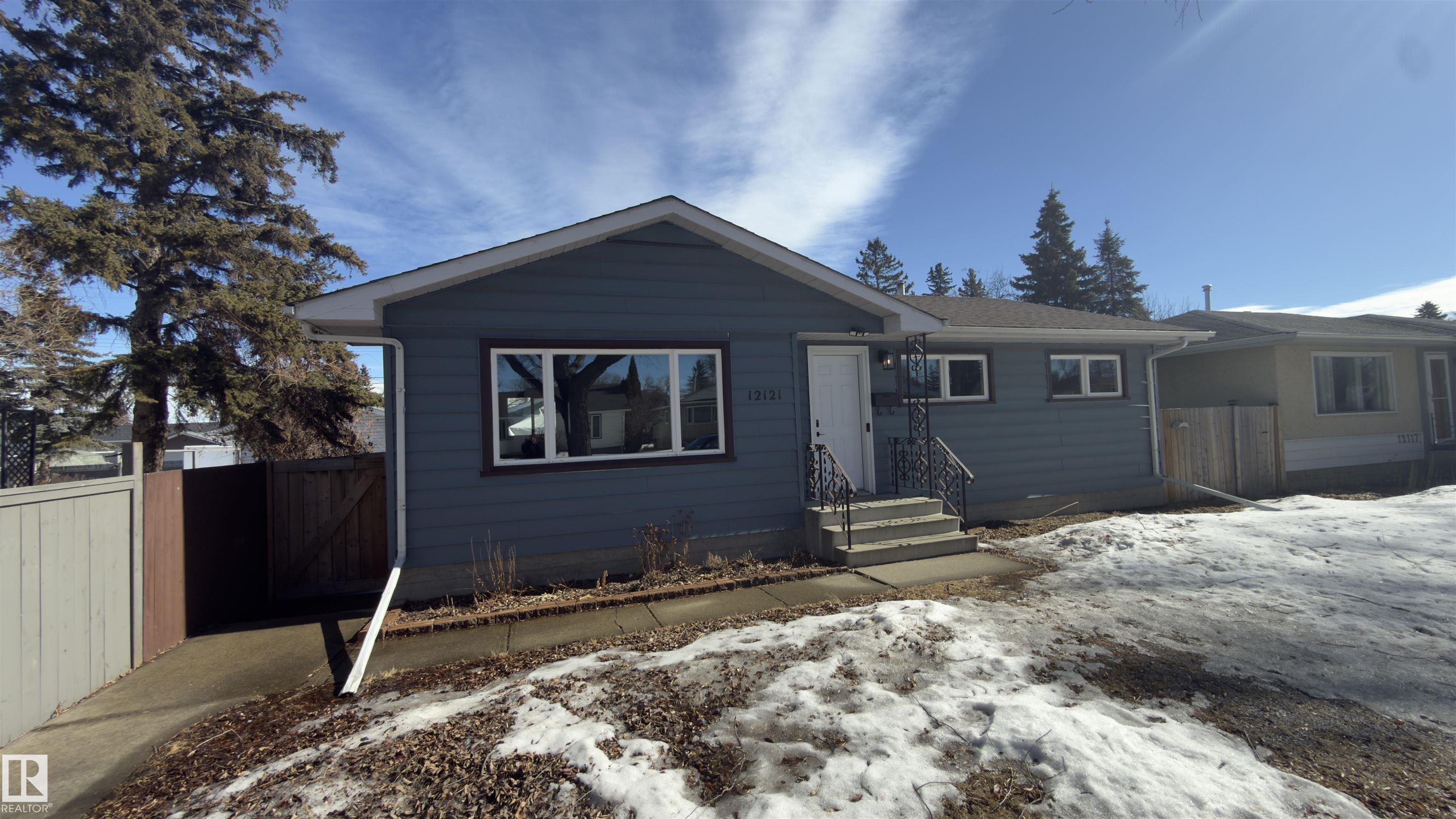 Second View of 12121 38 Street, Beacon Heights, Edmonton, Alberta, T5W 2H9