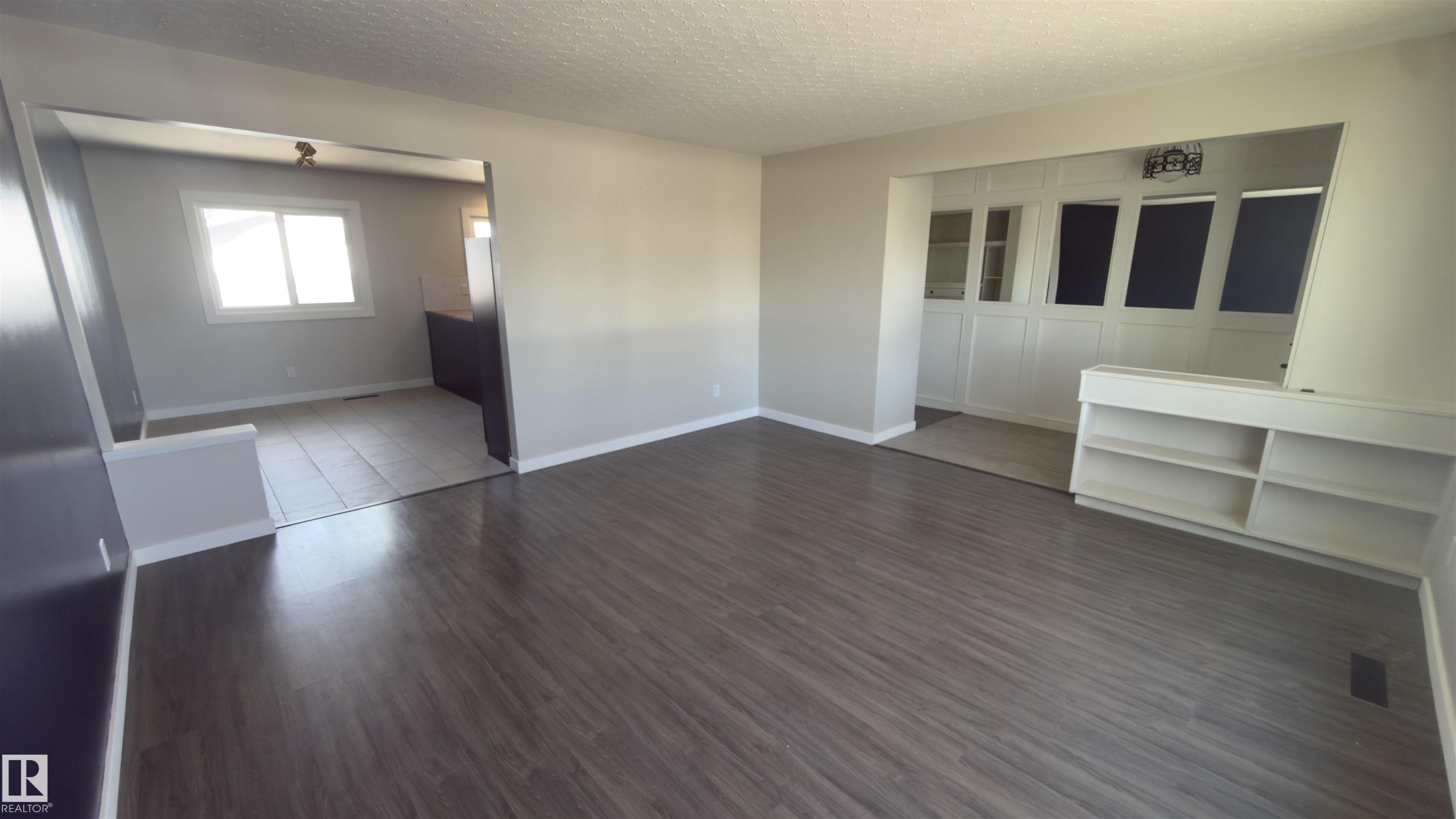 Third View of 12121 38 Street, Beacon Heights, Edmonton, Alberta, T5W 2H9