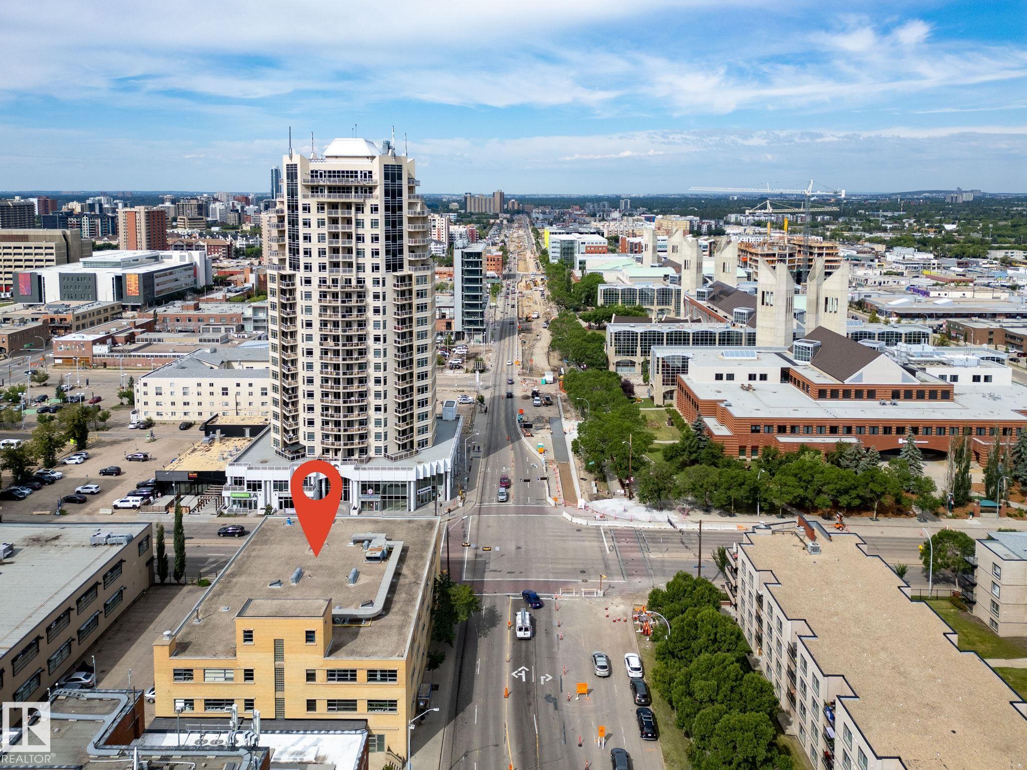 Third View of 201 10355 105 Street, Downtown (Edmonton), Edmonton, Alberta, T5J 1E8