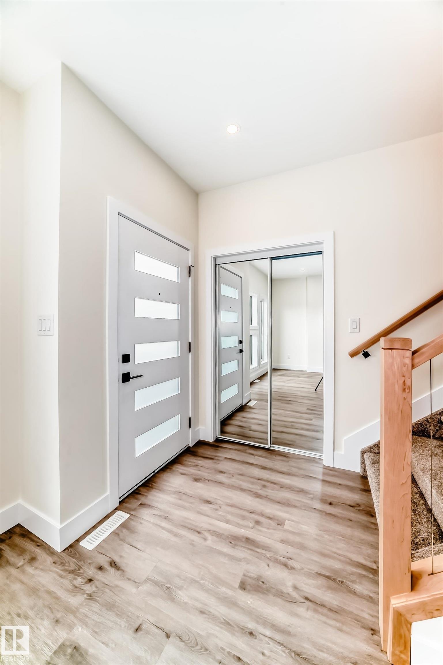 Fourth View of 10720 149 Street, High Park (Edmonton), Edmonton, Alberta, T5P 1M2