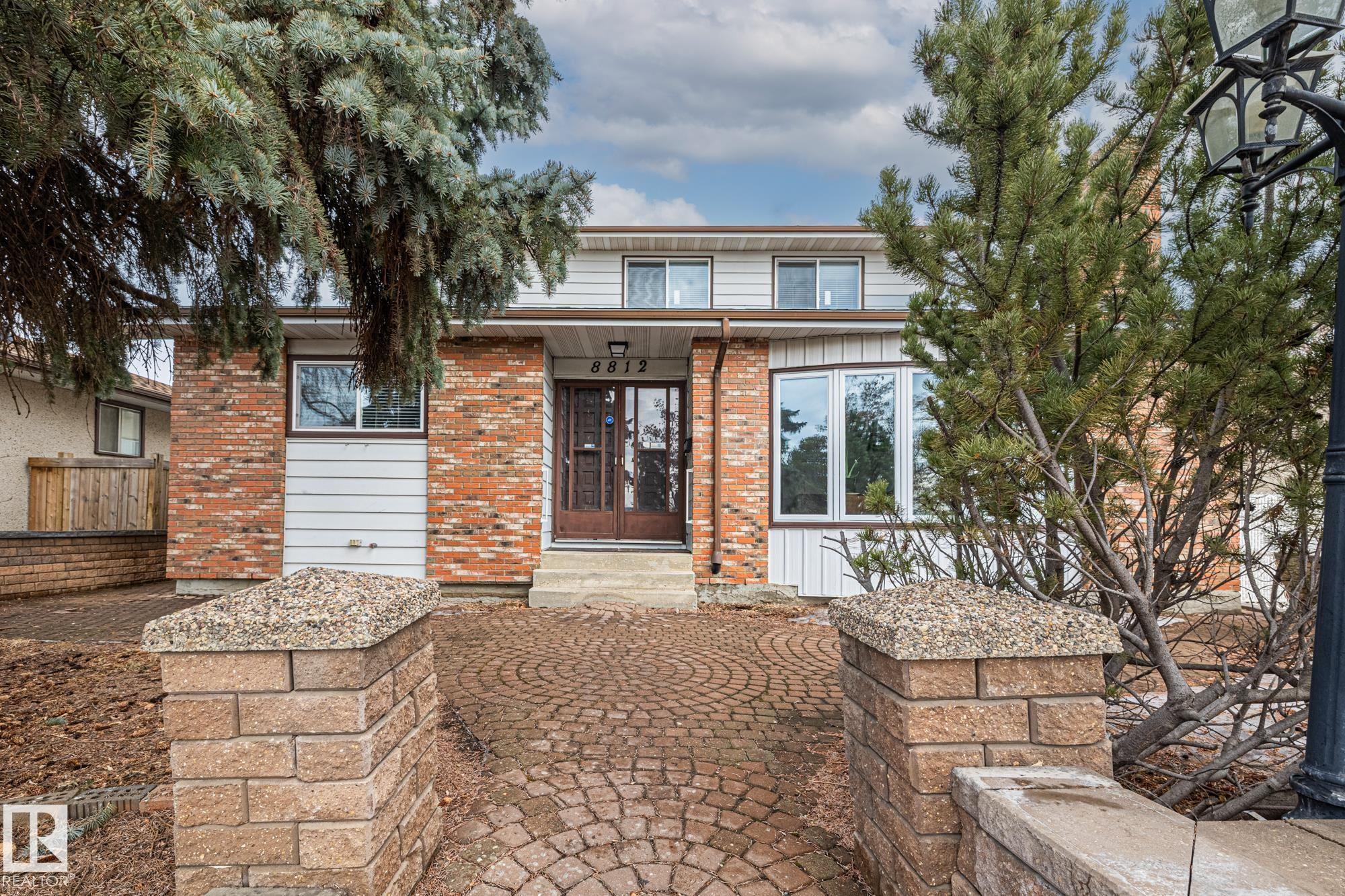 8812 135 Avenue, E4478216, Alberta,